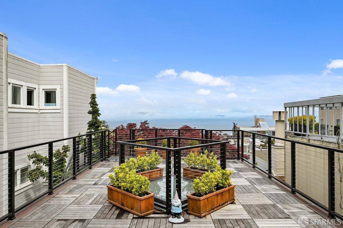 San Francisco, CA 94133,69 Telegraph Place