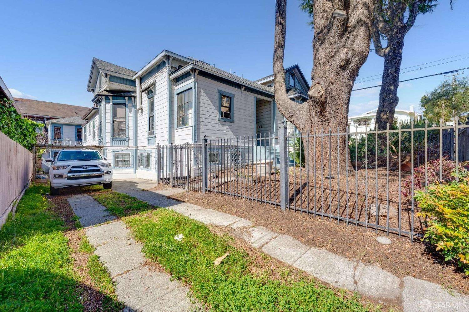 Oakland, CA 94606,1847-1849 6th AVE