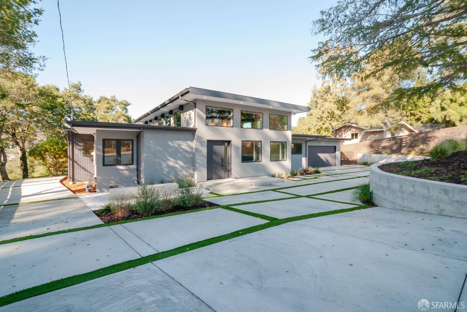 Orinda, CA 94563,81 Estates DR
