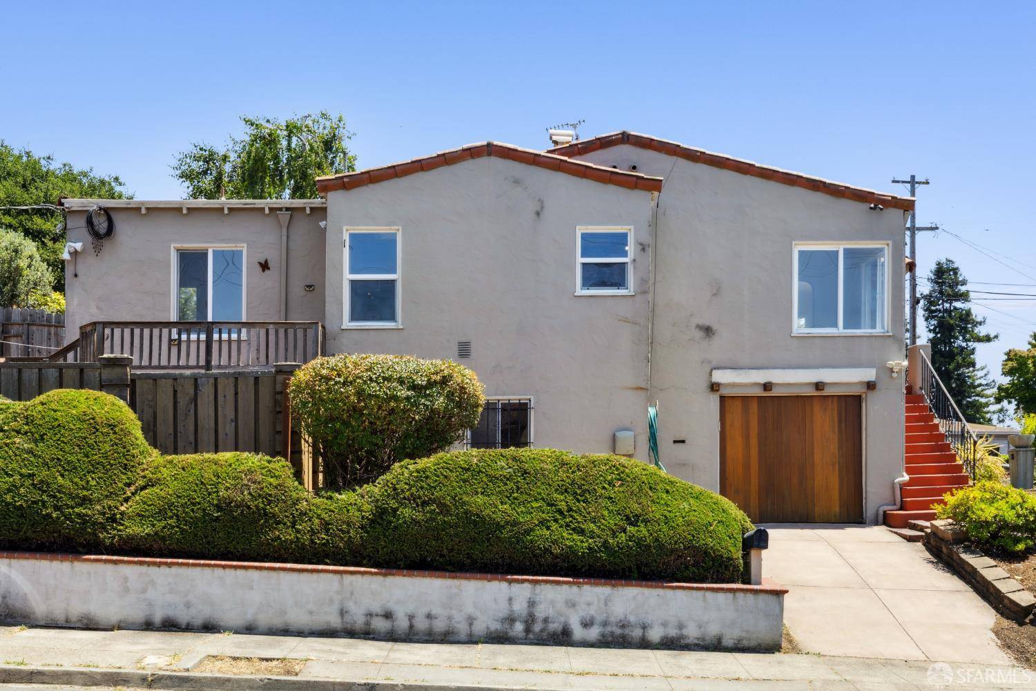 El Cerrito, CA 94530,756 Balra DR