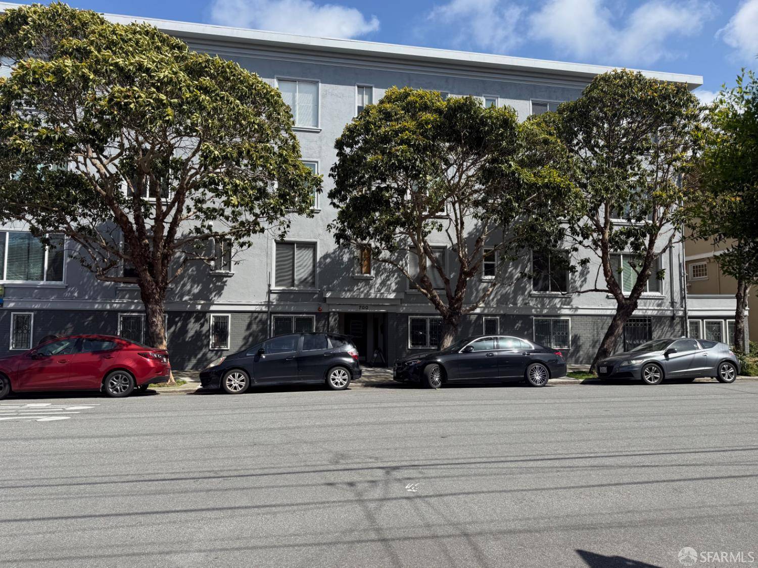 San Francisco, CA 94118,700 12th AVE #D