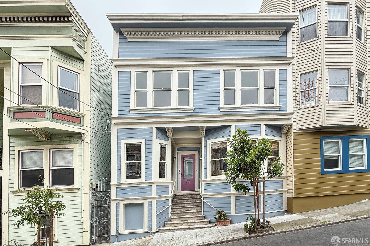 San Francisco, CA 94102,241 Lily ST #B
