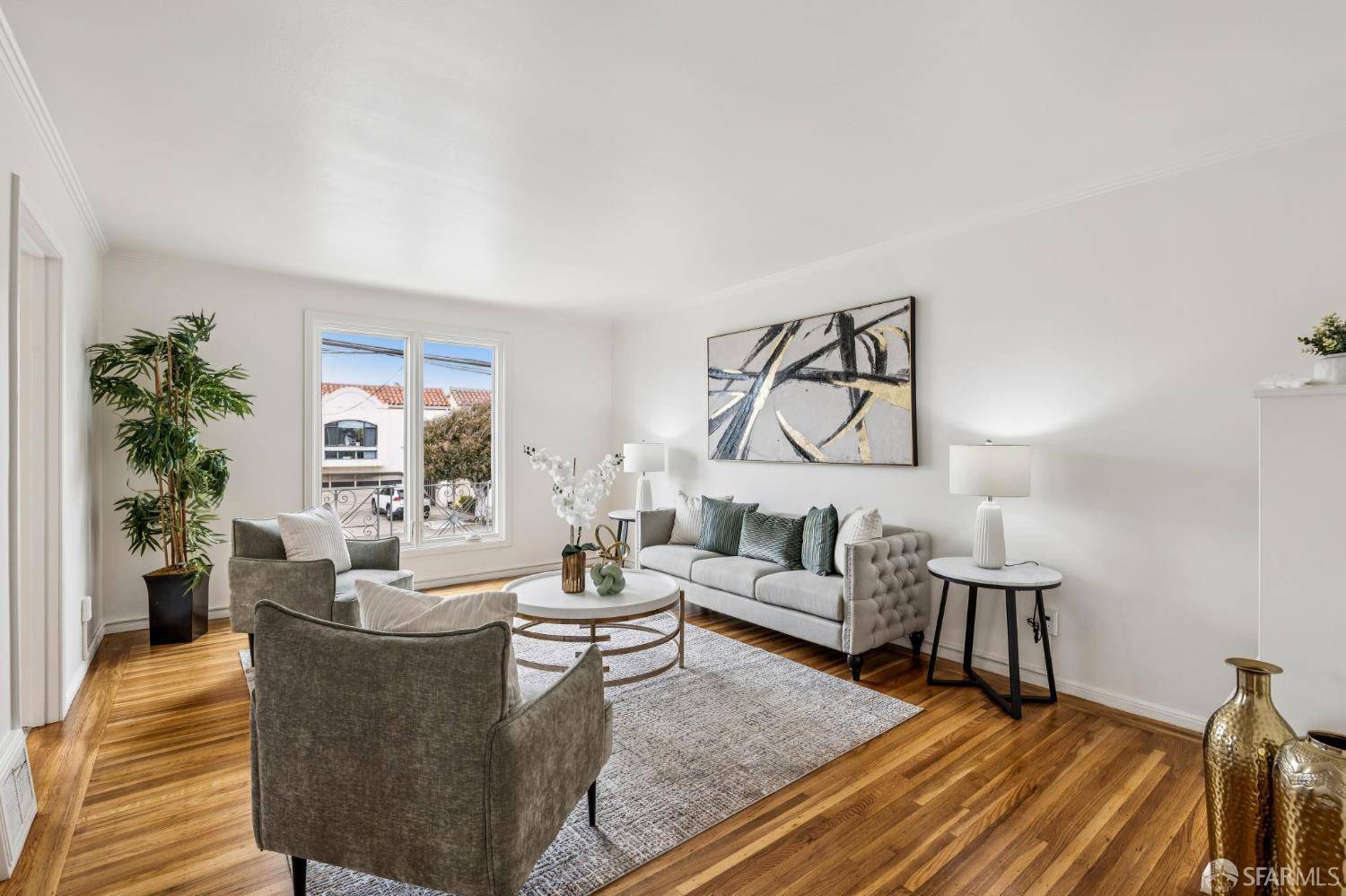 San Francisco, CA 94116,3727 Ulloa ST