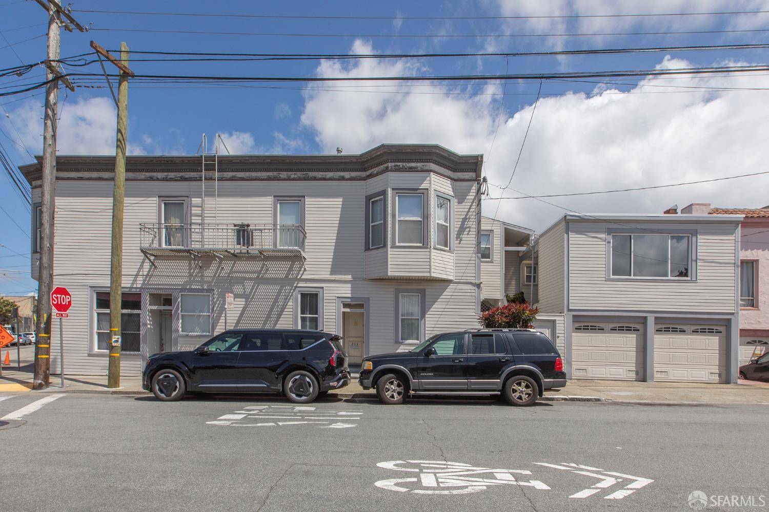 San Francisco, CA 94110,201 Richland AVE