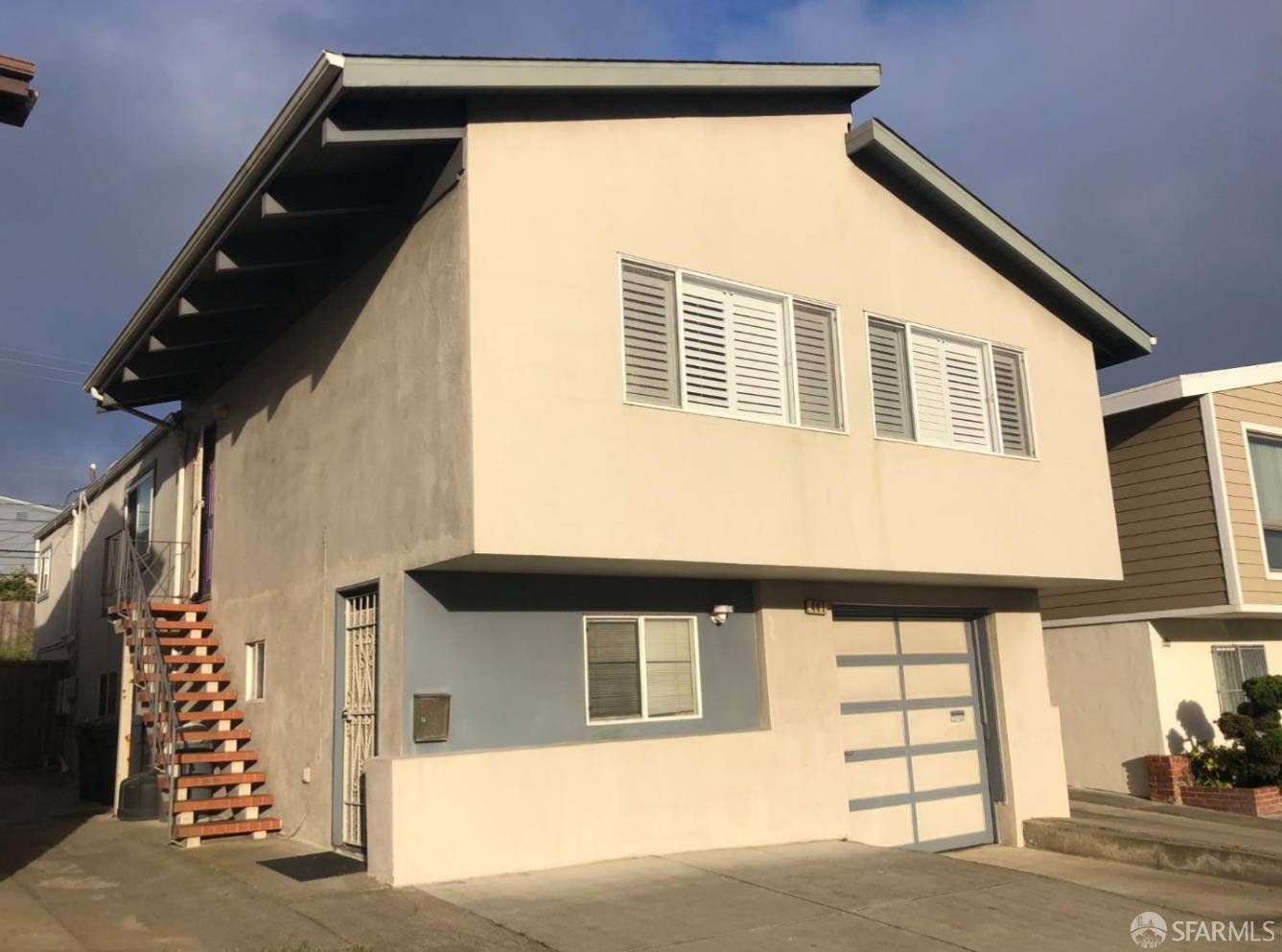 Daly City, CA 94015,441 Saint Francis BLVD