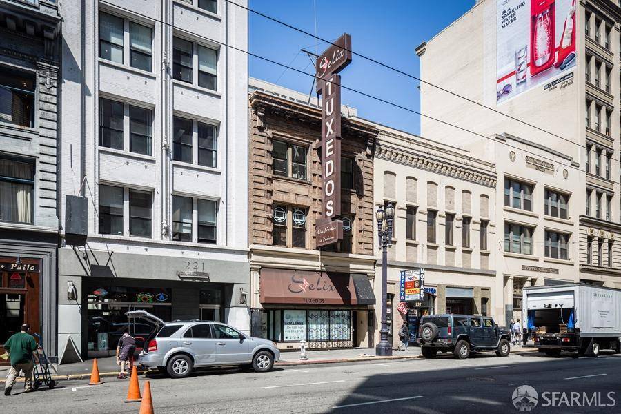 San Francisco, CA 94108,227 Kearny ST