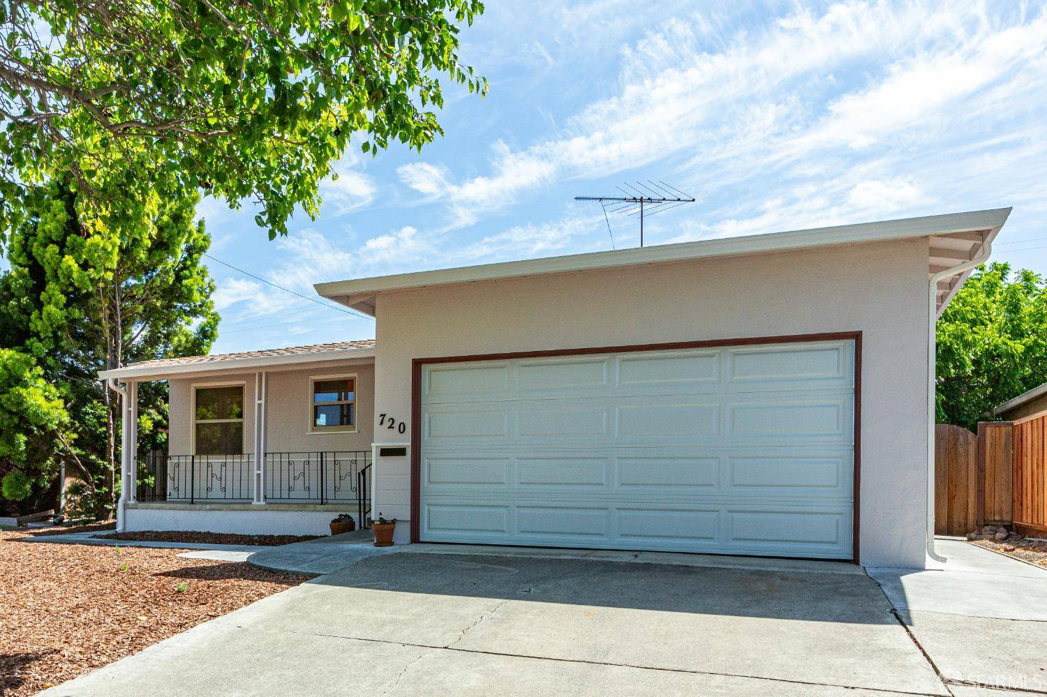 Sunnyvale, CA 94085,720 Santa Paula AVE