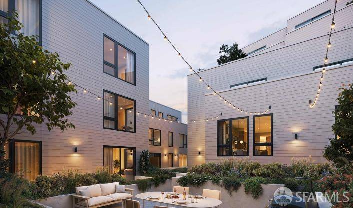 San Francisco, CA 94109,915 North Point ST #405