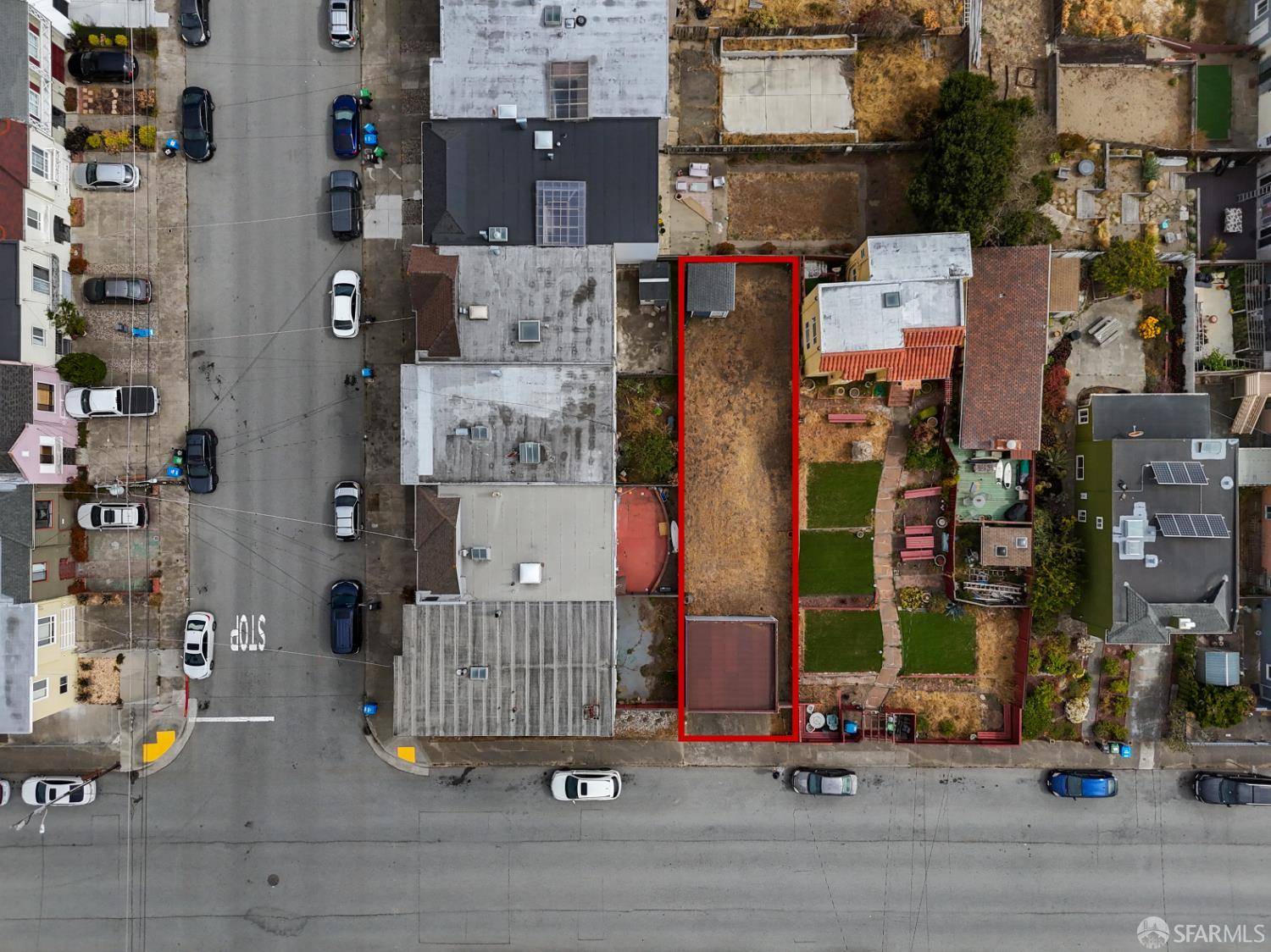 San Francisco, CA 94116,3327 Quintara ST