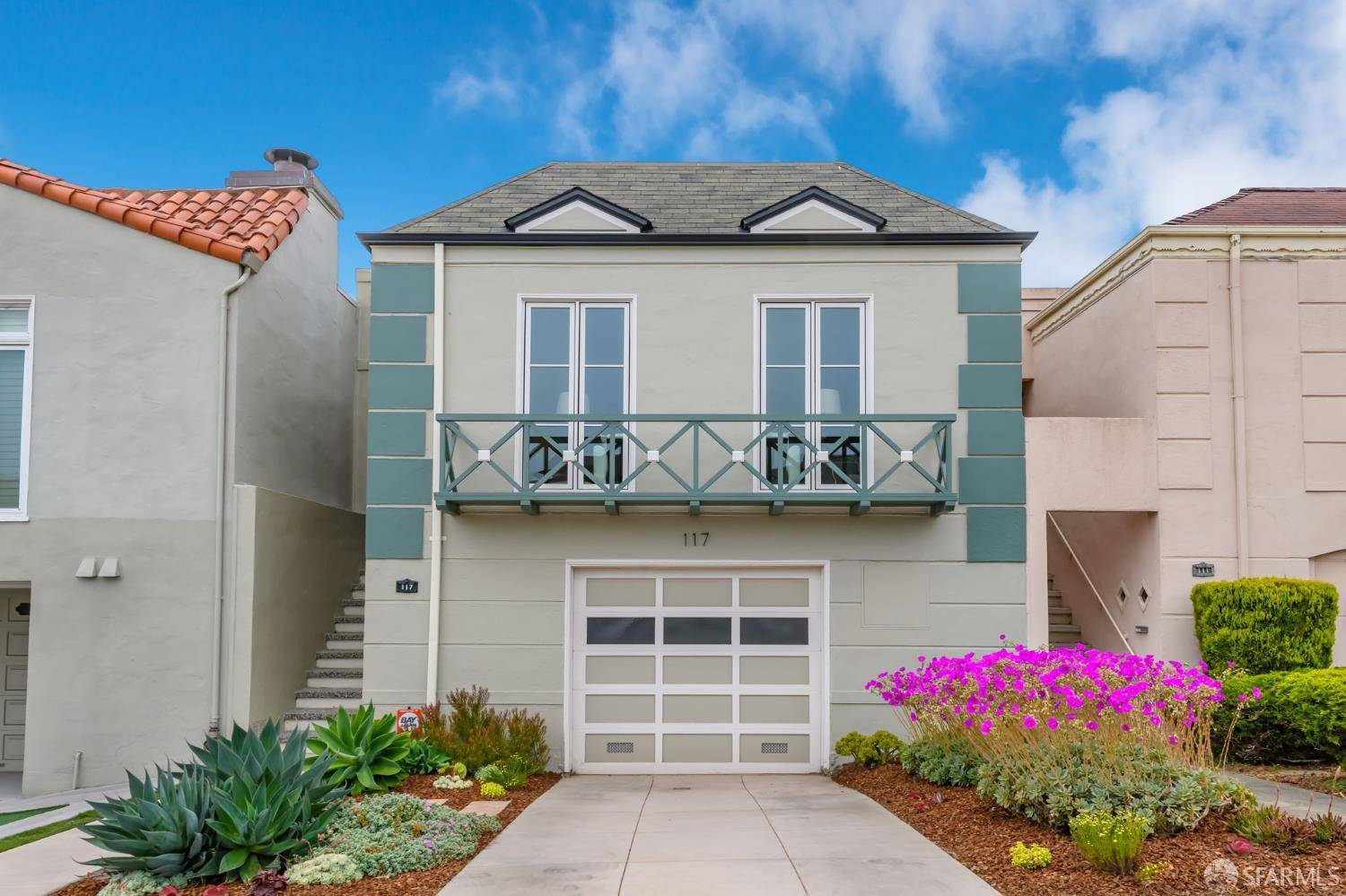 San Francisco, CA 94132,117 Meadowbrook DR