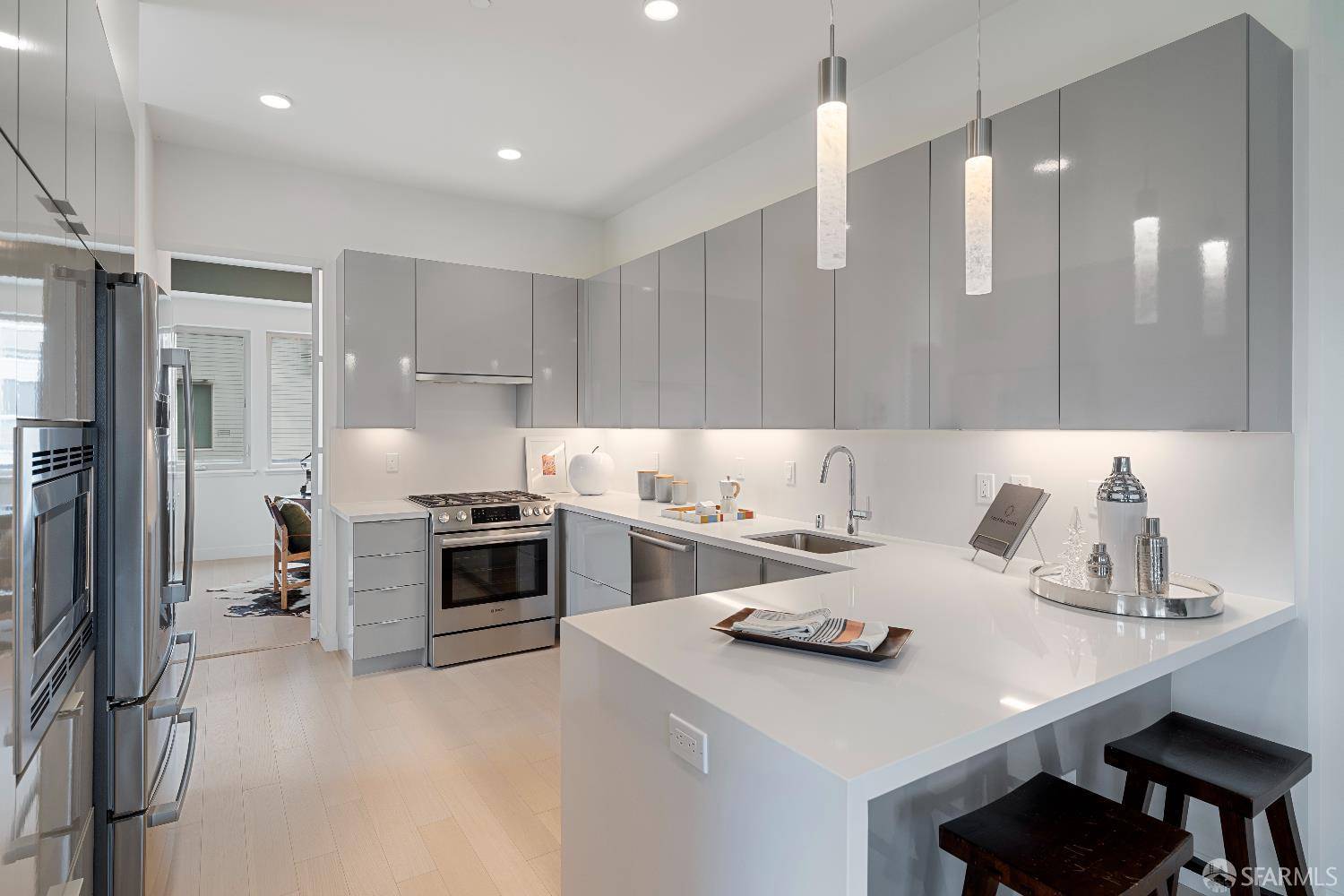 San Francisco, CA 94124,89 Kirkwood AVE