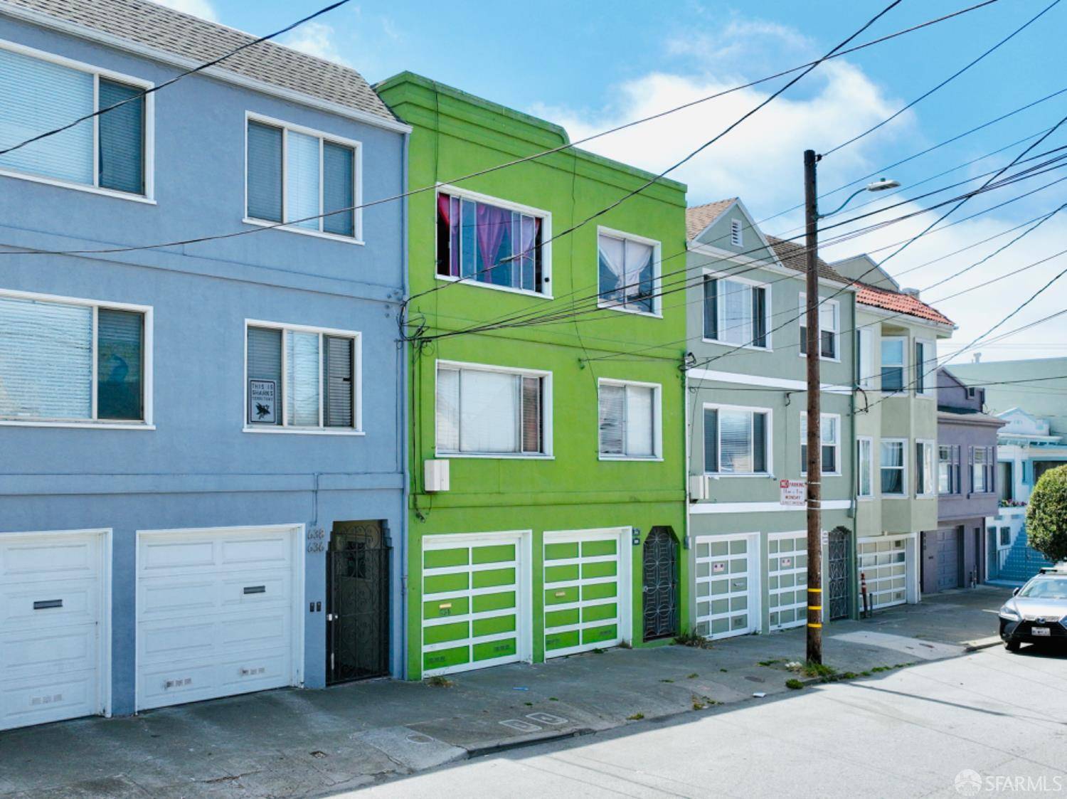 San Francisco, CA 94112,630-632 Russia AVE