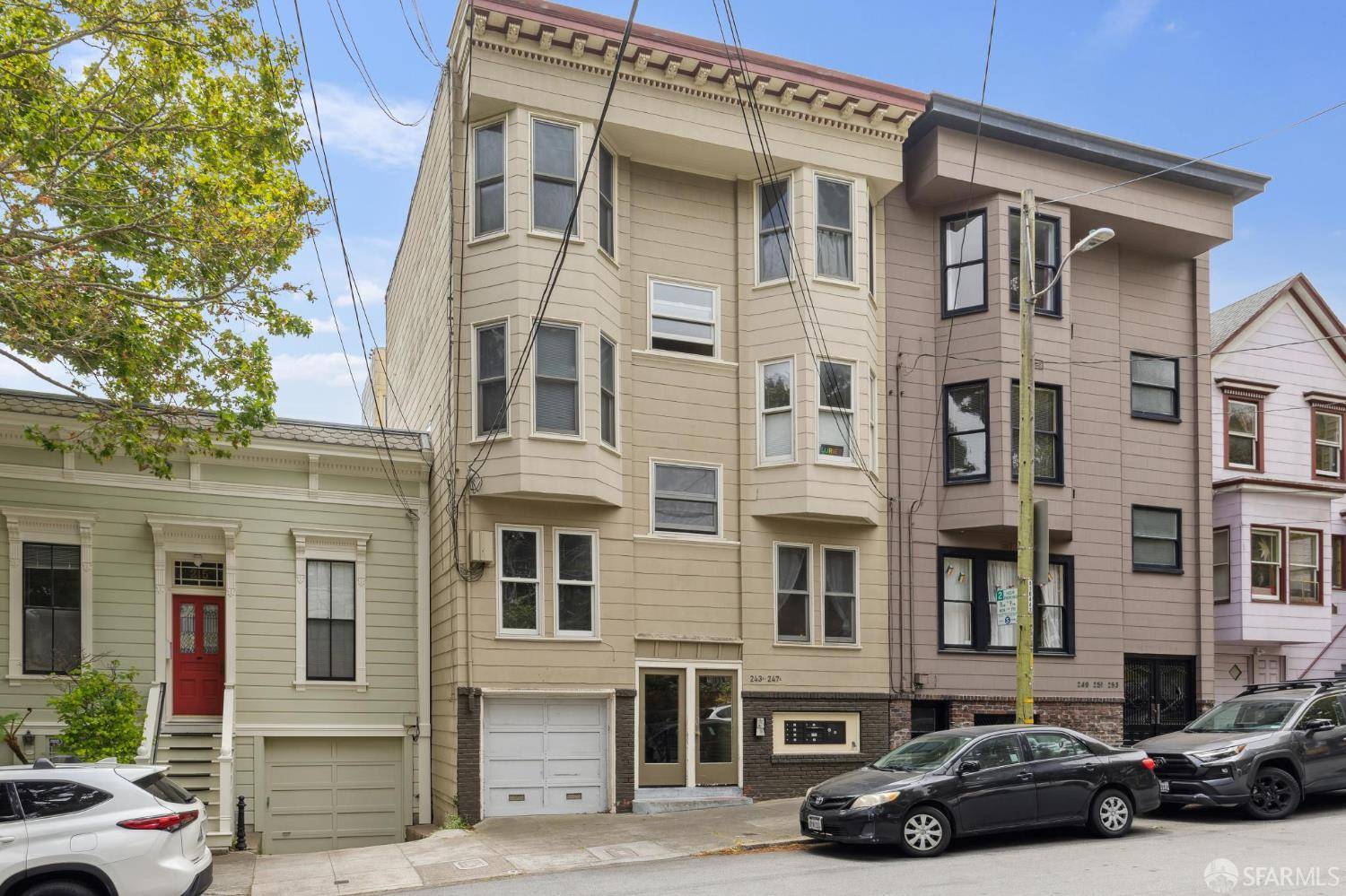 San Francisco, CA 94114,243 Henry ST #A