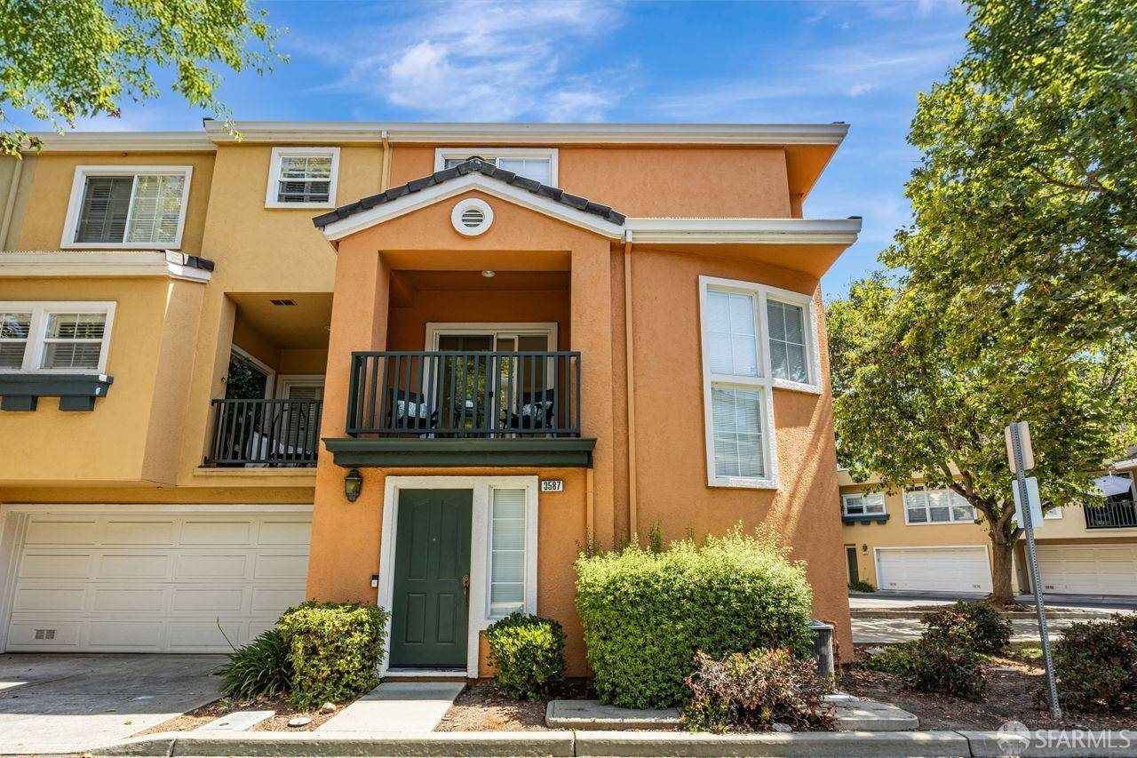 Fremont, CA 94538,3587 Fitzsimmons Common