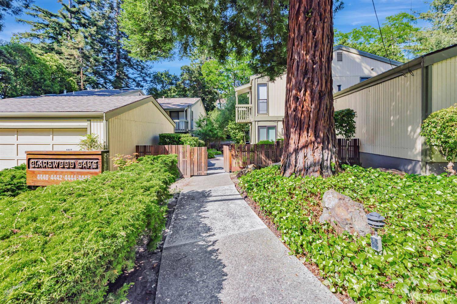 Oakland, CA 94618,4444 Clarewood DR