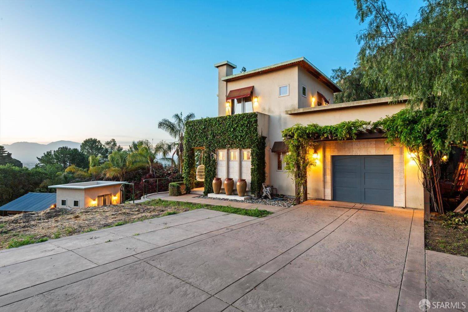 Lafayette, CA 94549,20 Benthill CT