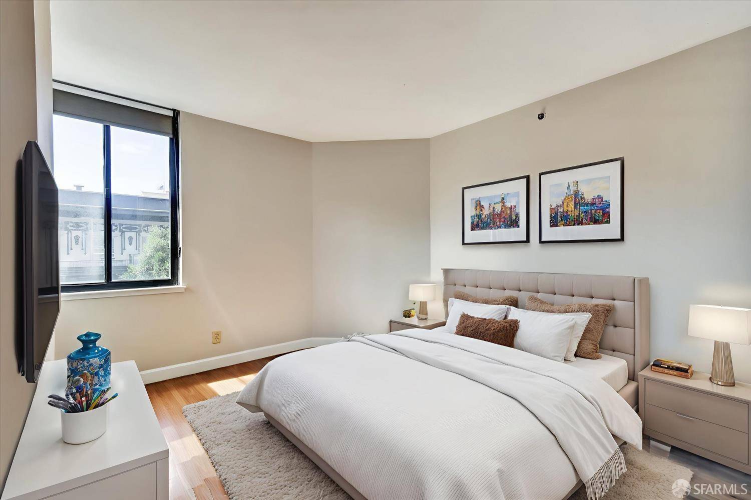 San Francisco, CA 94109,900 Bush ST #403