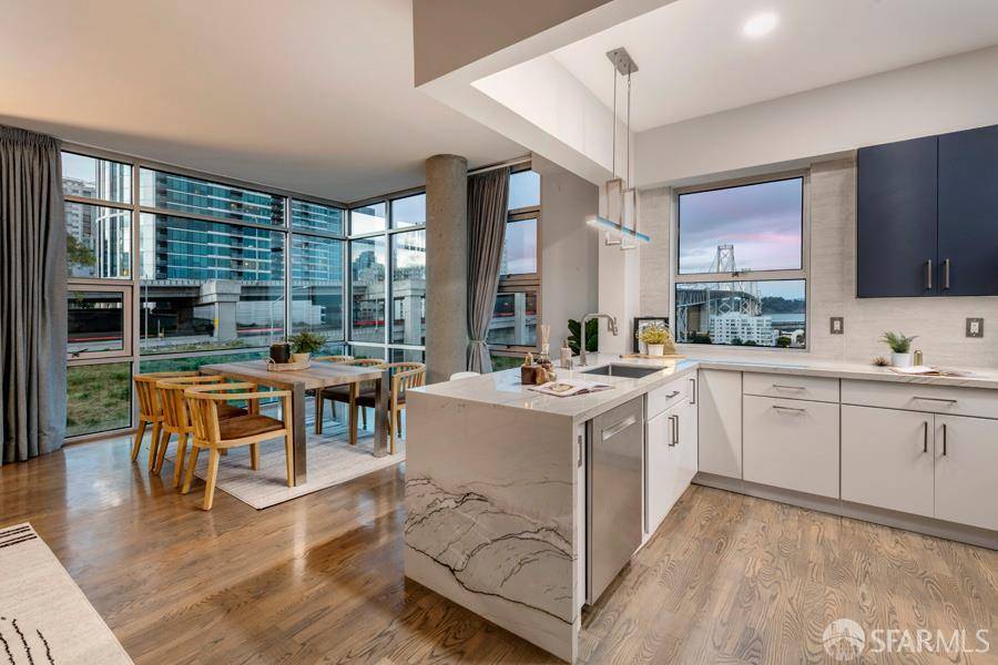 San Francisco, CA 94107,301 Bryant ST #601