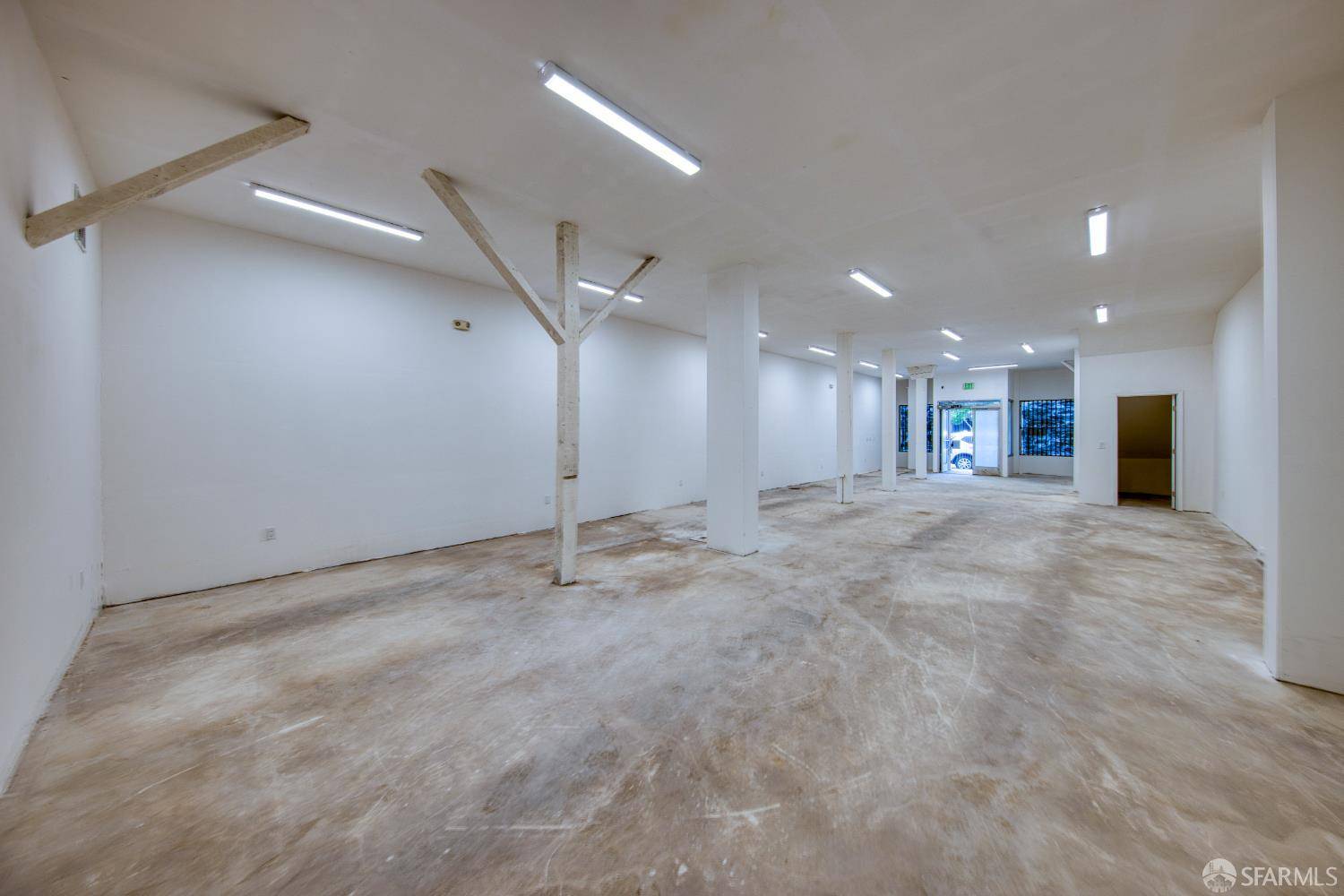 San Francisco, CA 94112,1-15 Russia AVE