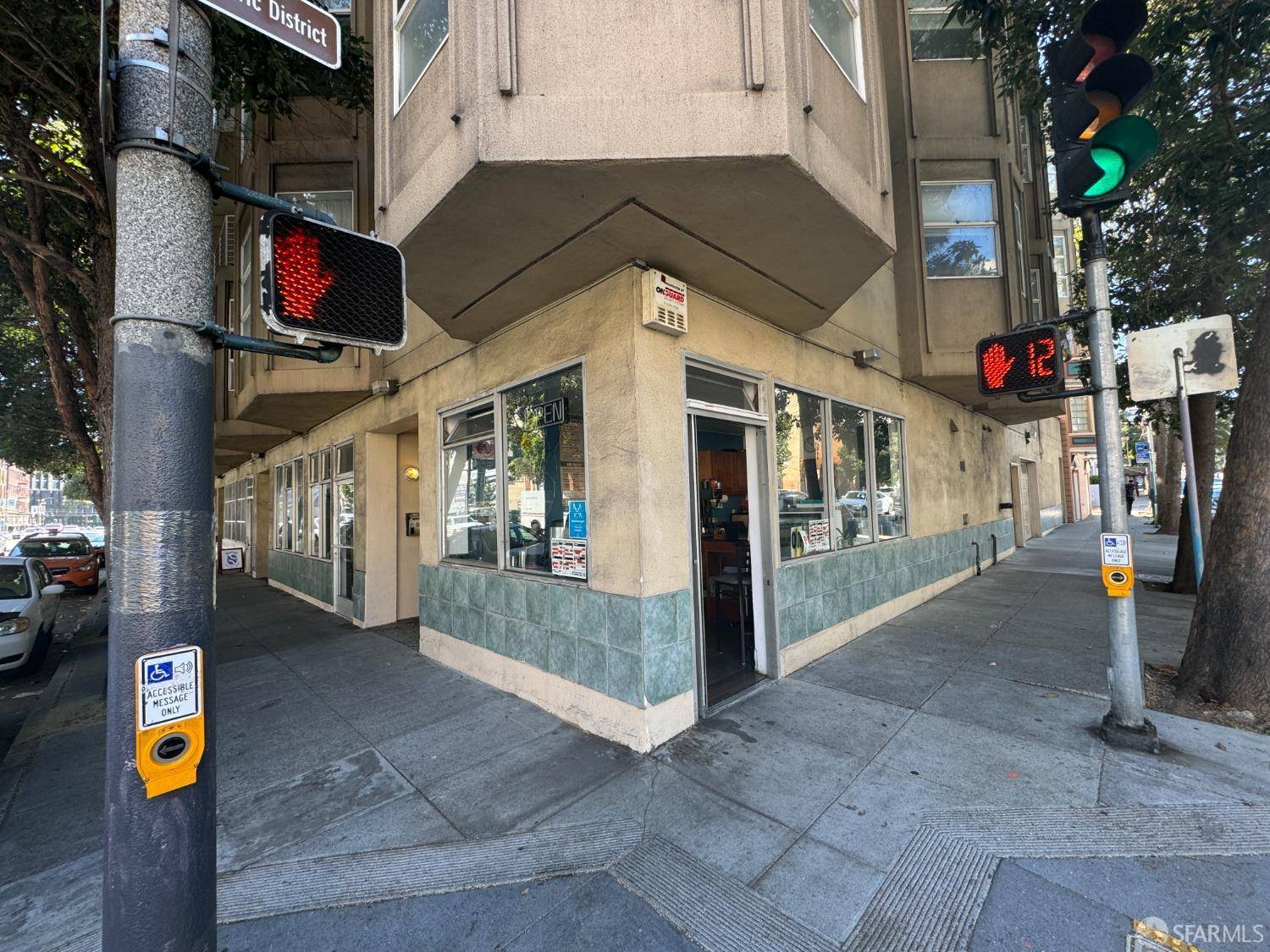 San Francisco, CA 94102,201 Fell ST