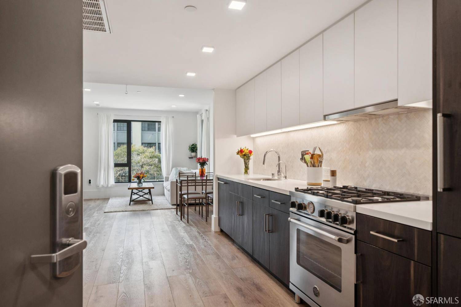 San Francisco, CA 94103,1288 Howard ST #317