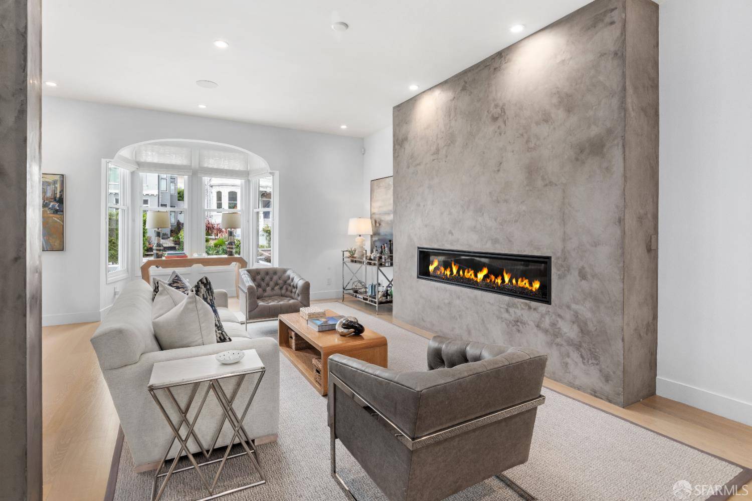 San Francisco, CA 94115,2215 California ST