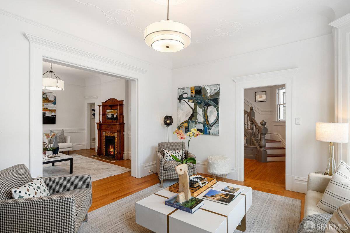 San Francisco, CA 94114,3879 23rd ST