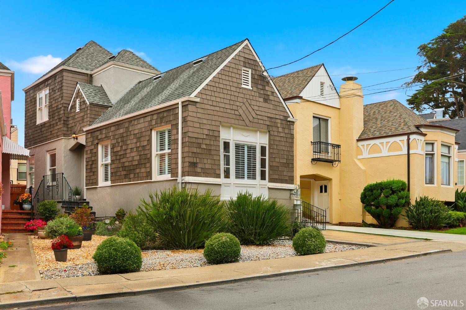 San Francisco, CA 94116,2032 Wawona ST