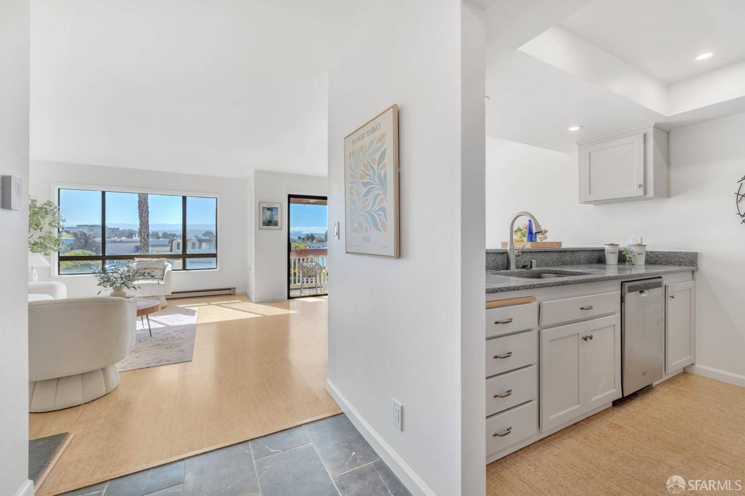 San Mateo, CA 94404,465 Fathom DR #211