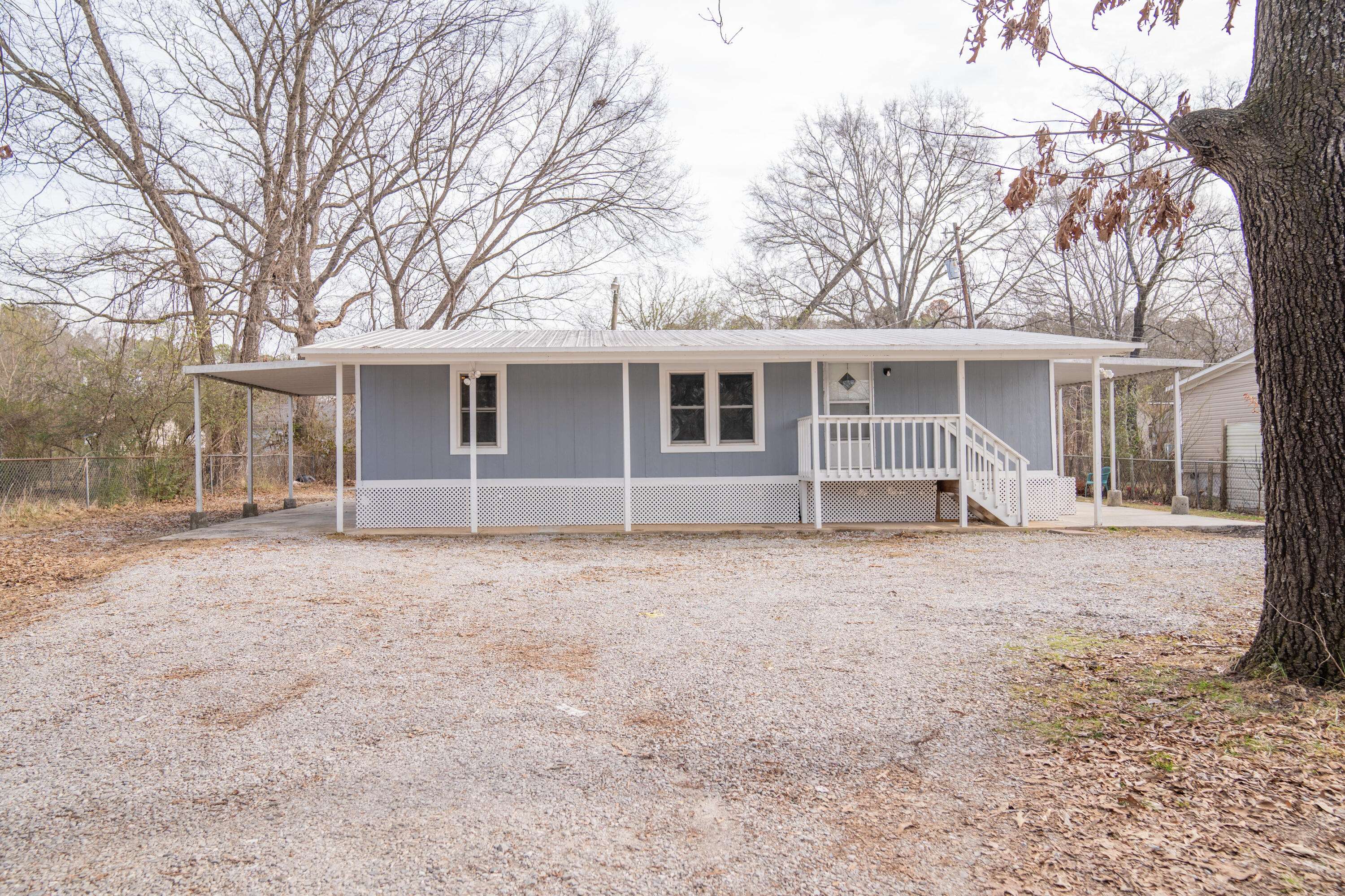 Rossville, GA 30741,275 Everglades BLVD