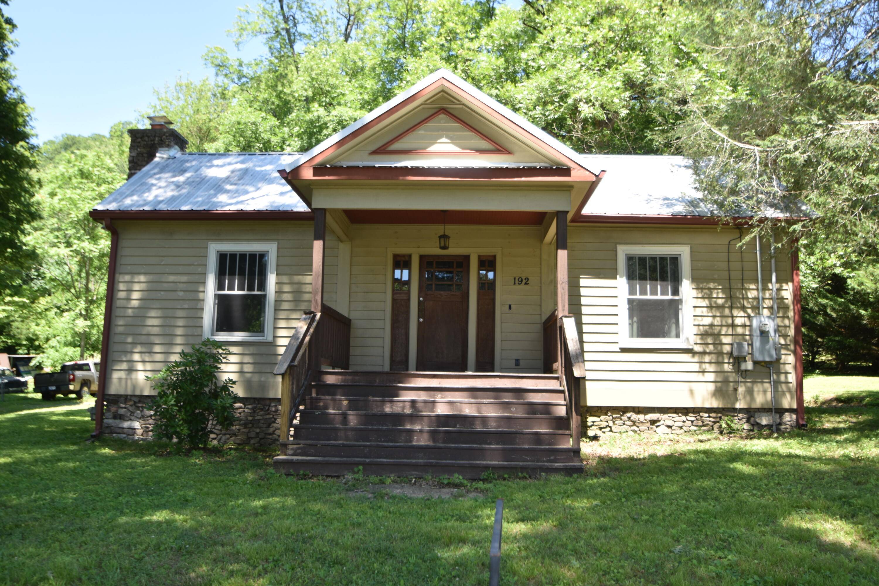 Graysville, GA 30726,192 Gray ST