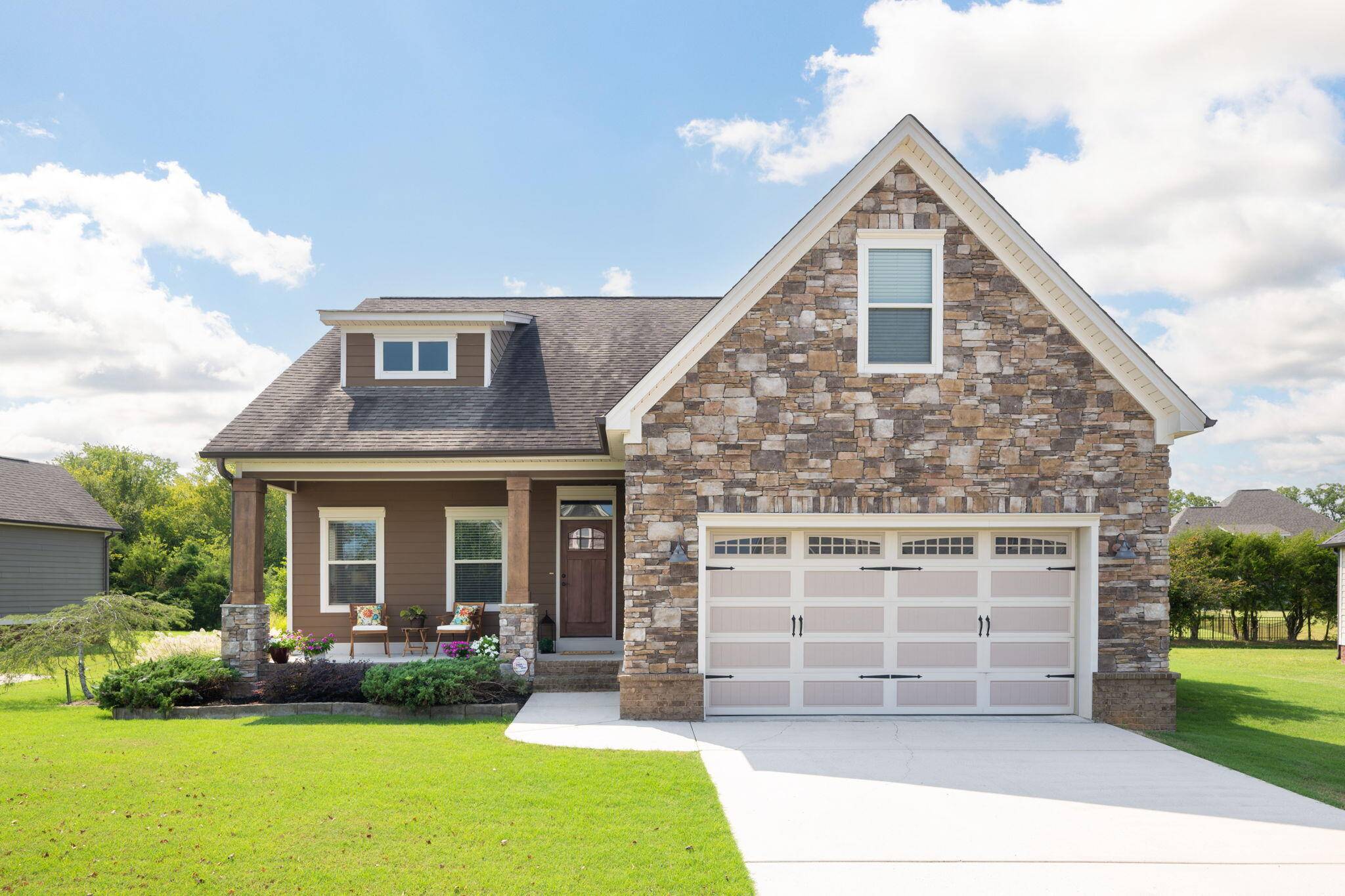 Ooltewah, TN 37363,8524 Fenwick DR