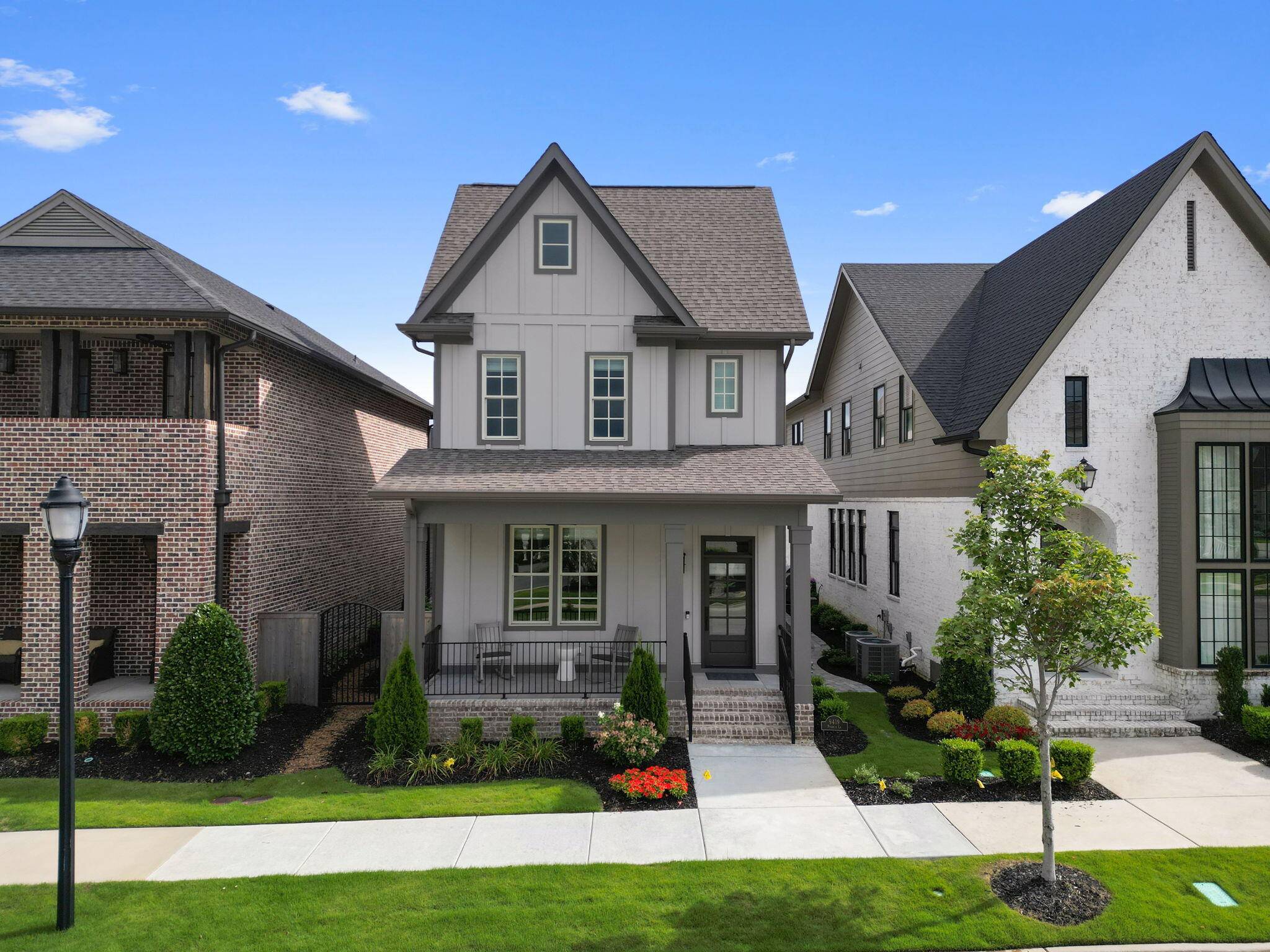 Ooltewah, TN 37363,9419 Purbeck LN