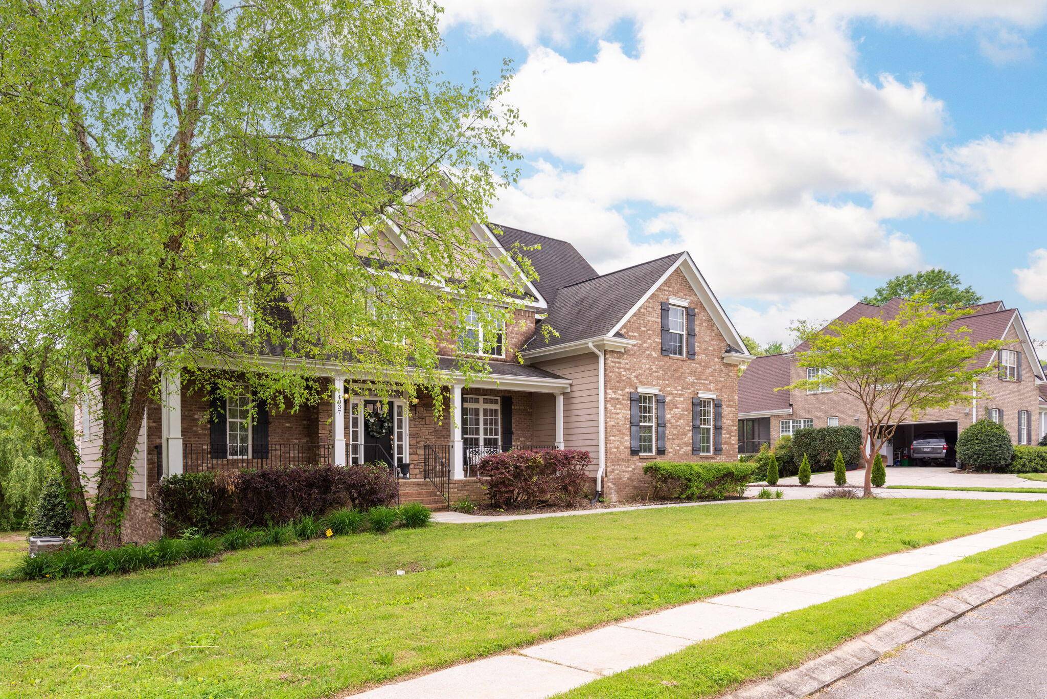 Ooltewah, TN 37363,4037 Platinum WAY