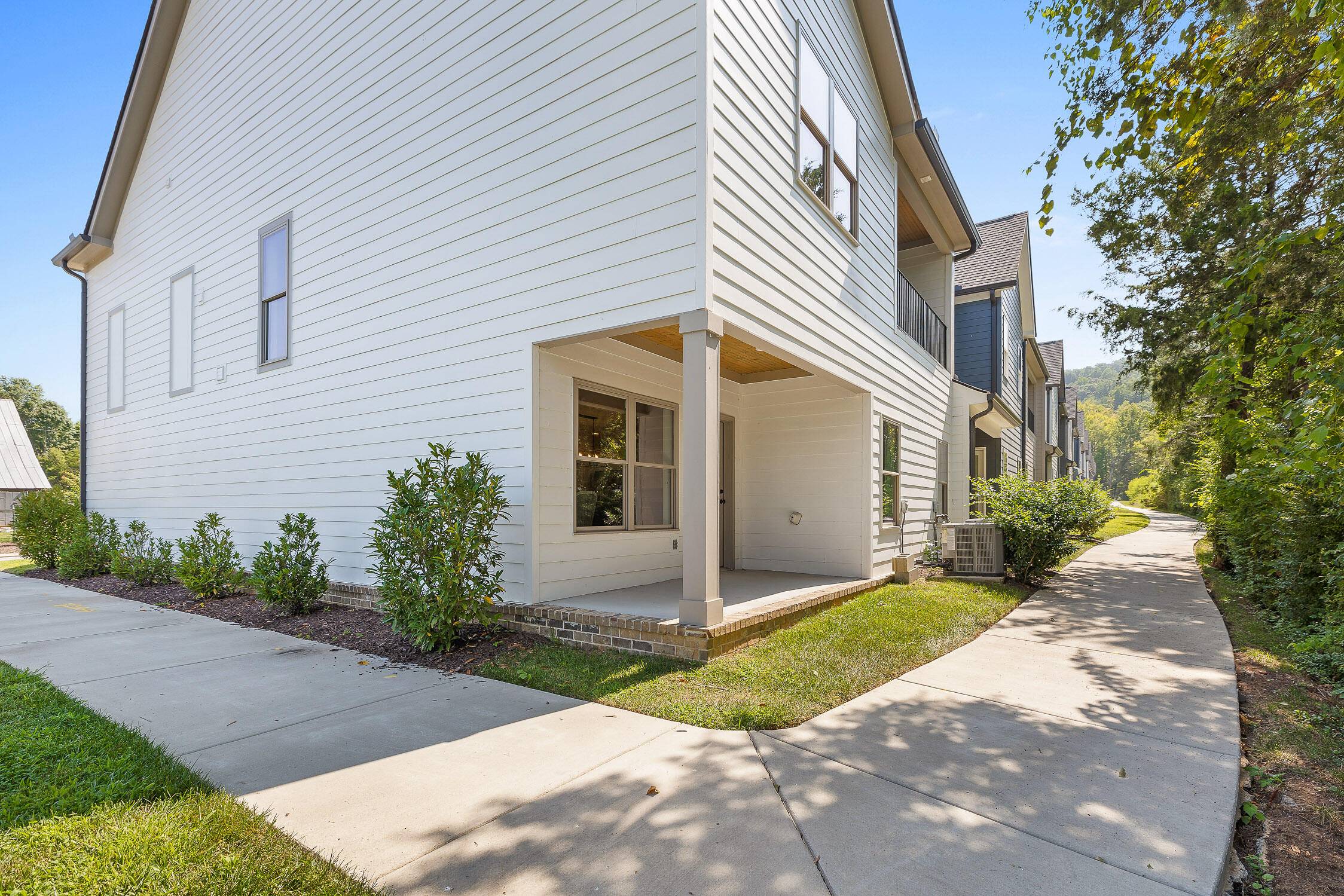 Ooltewah, TN 37363,9630 Dutton LN