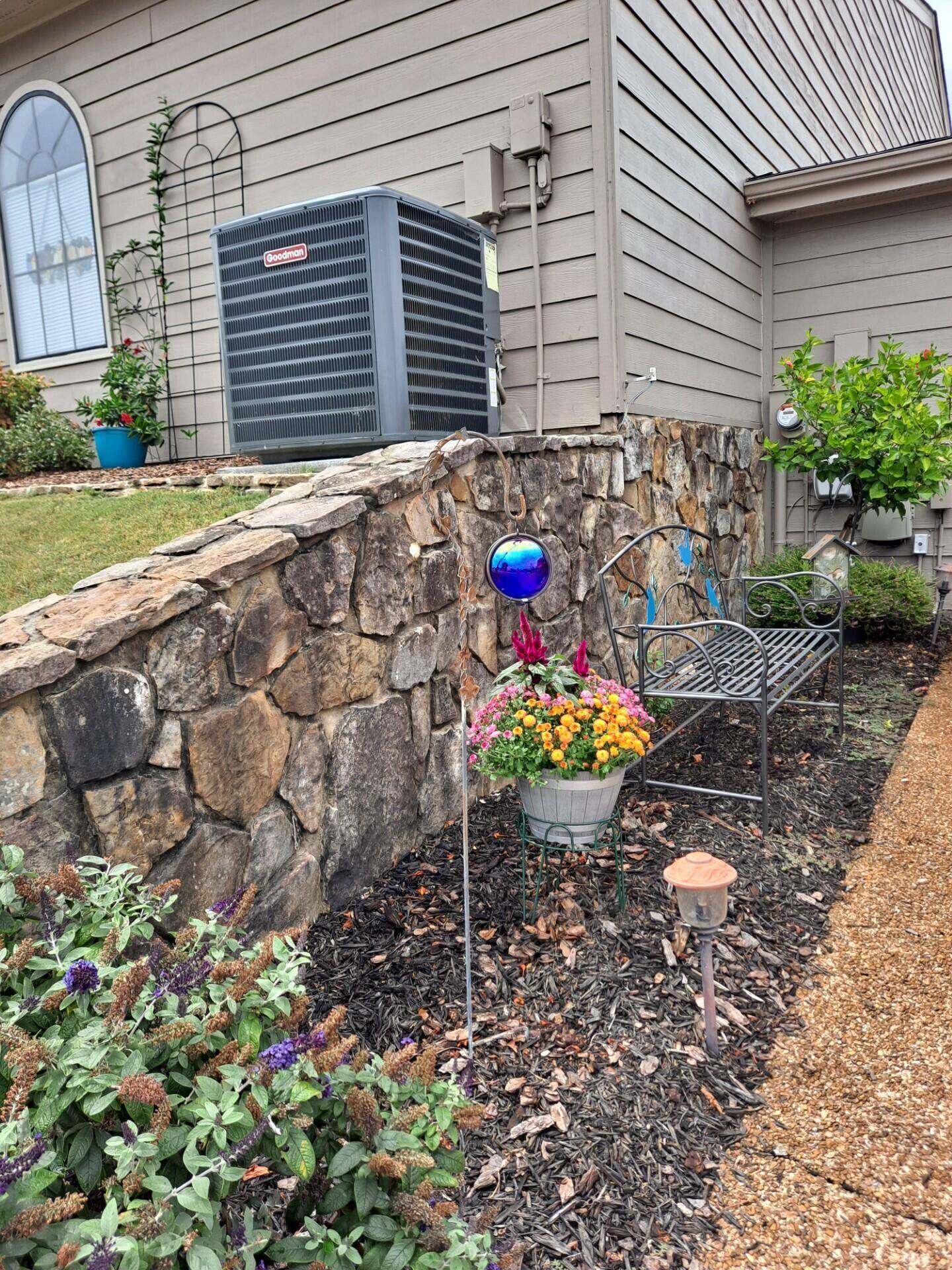 Chattanooga, TN 37416,5921 Rainbow Springs DR