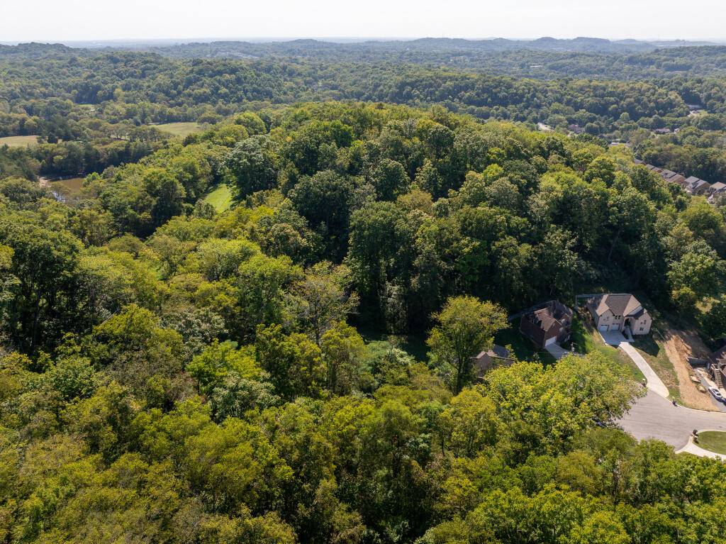 Nashville, TN 37207,221 Indian Summer CT
