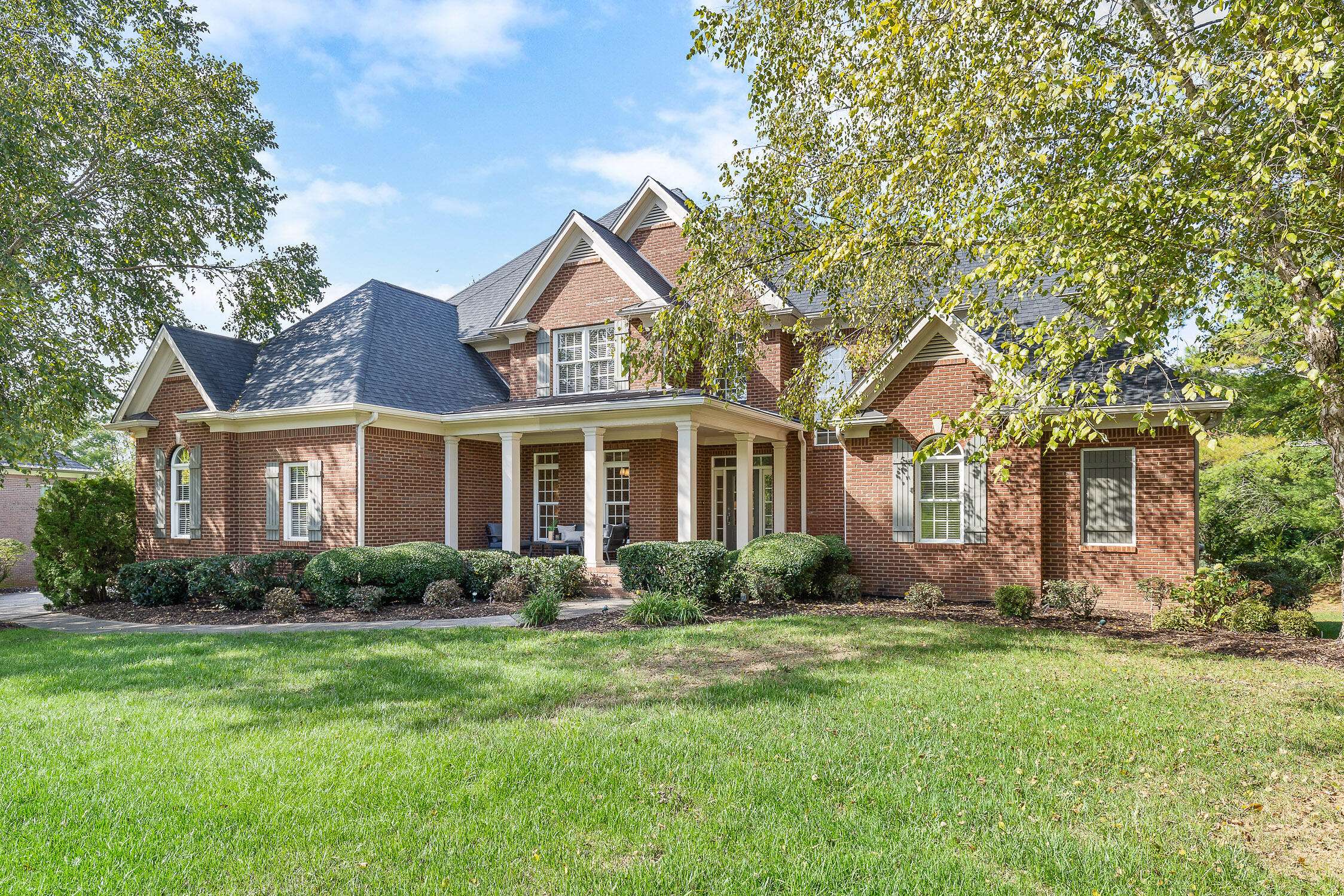 Chattanooga, TN 37421,9449 Windrose CIR