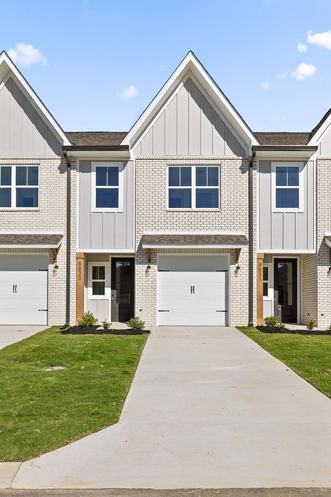 Ooltewah, TN 37363,8827 James Creek DR