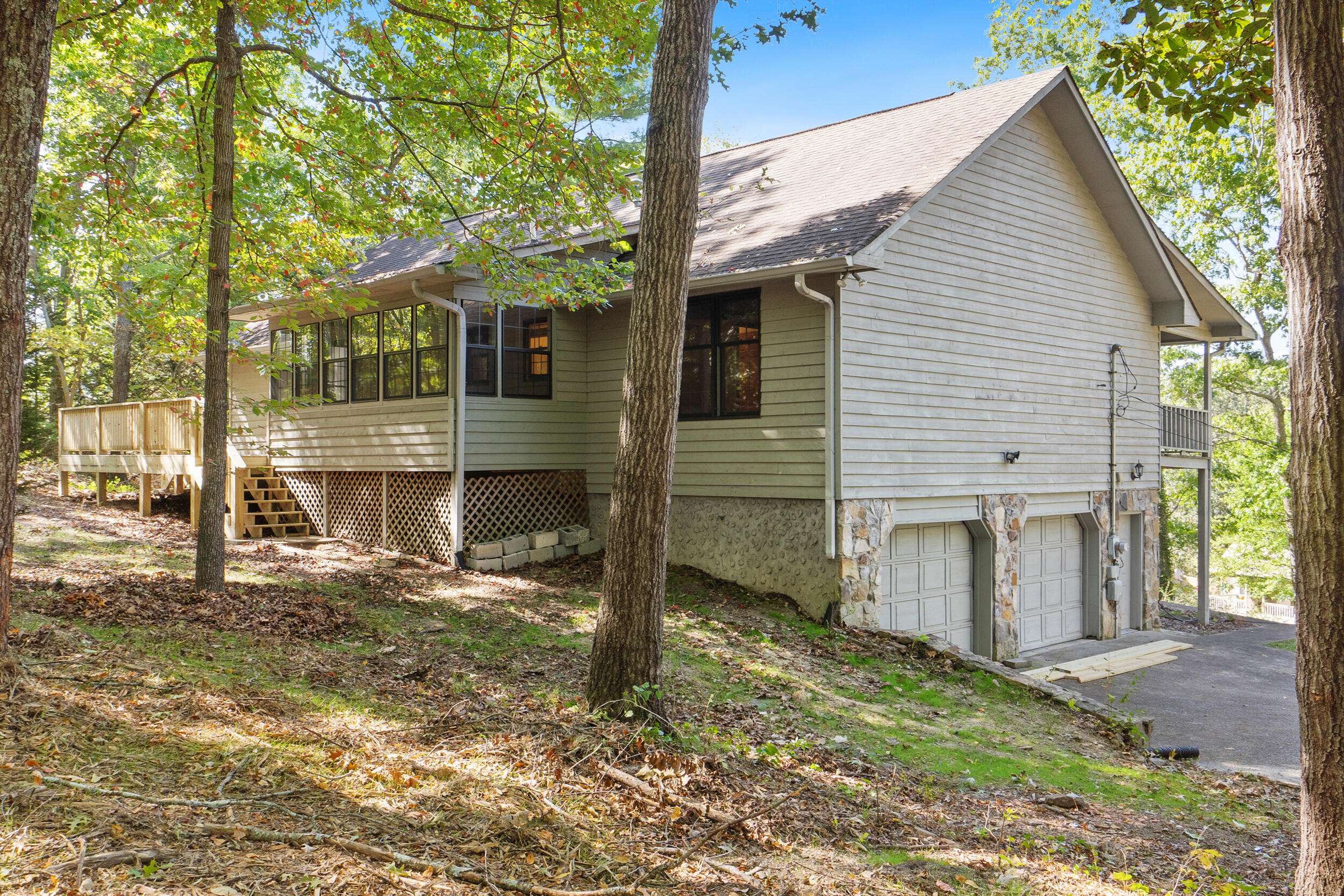 Soddy Daisy, TN 37379,2021 Port Royal DR