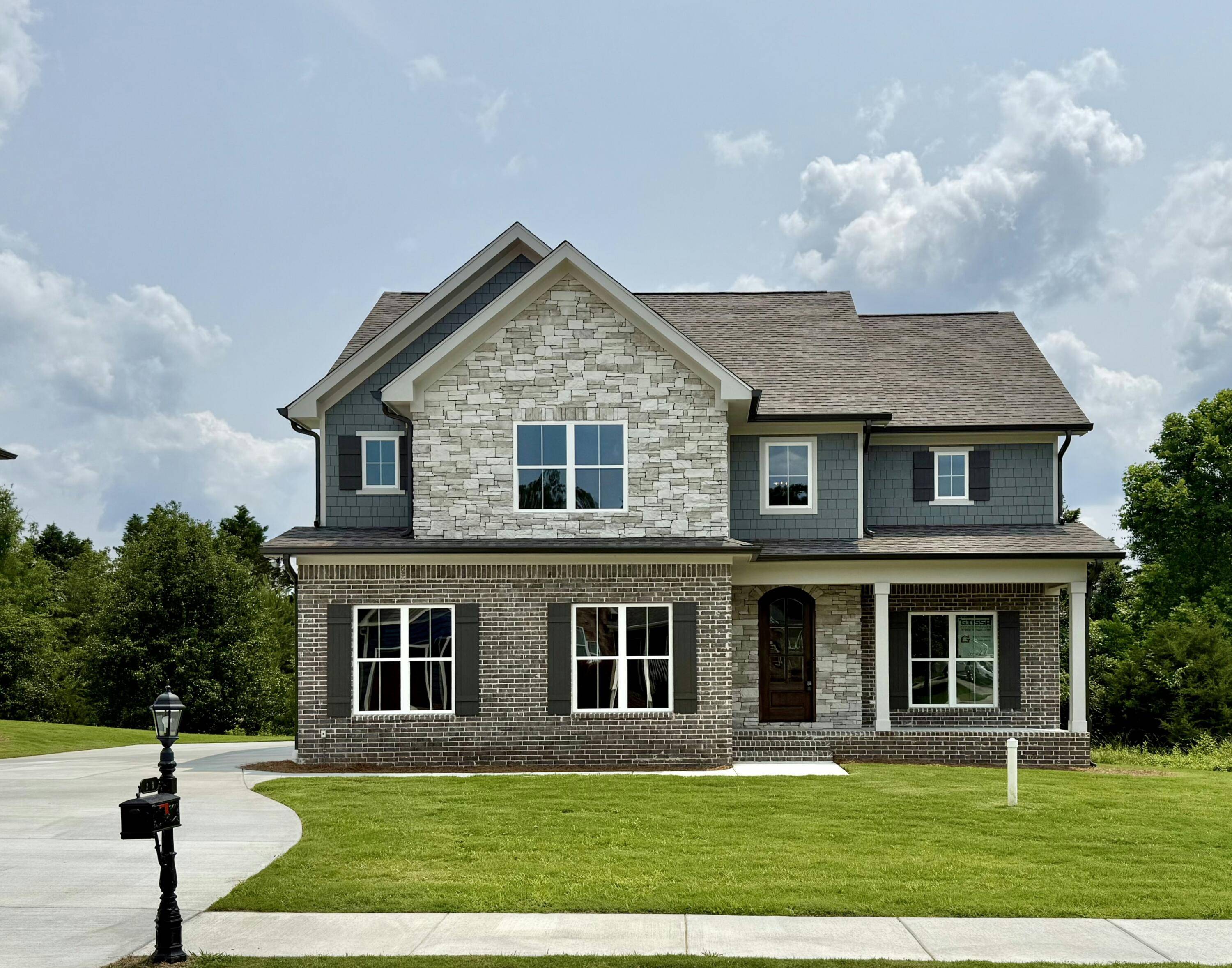 Chickamauga, GA 30707,283 Quartz DR