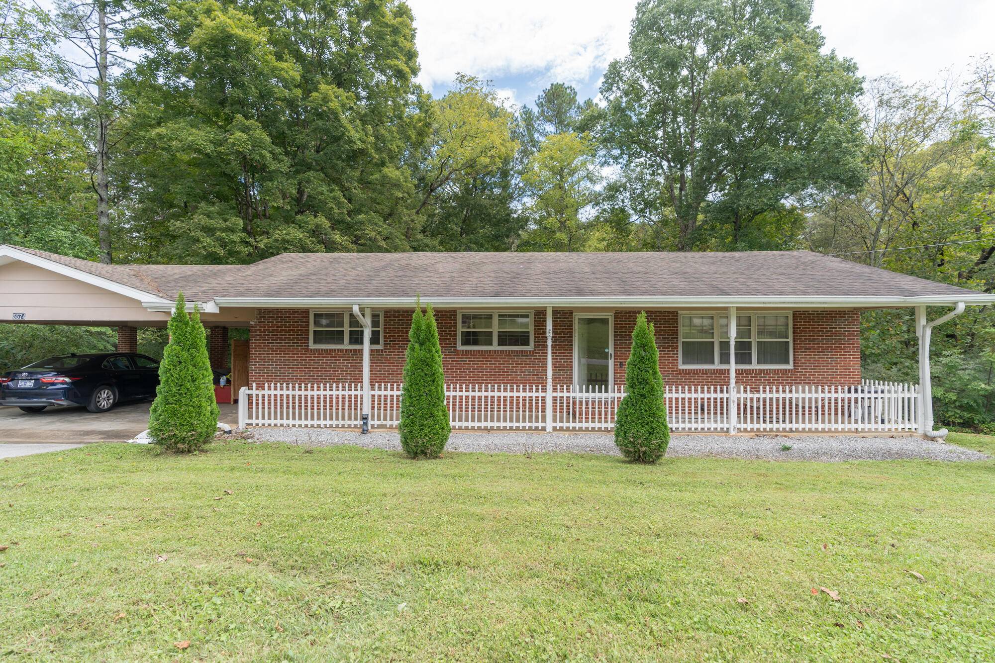 Ooltewah, TN 37363,5574 Tallant RD