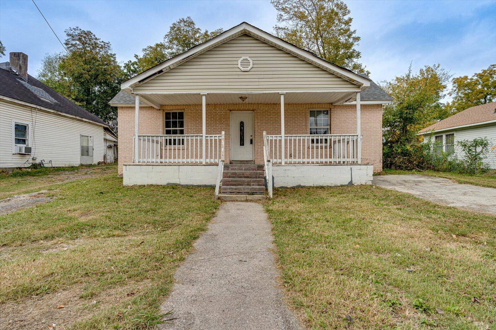 Dalton, GA 30721,411 Spencer ST