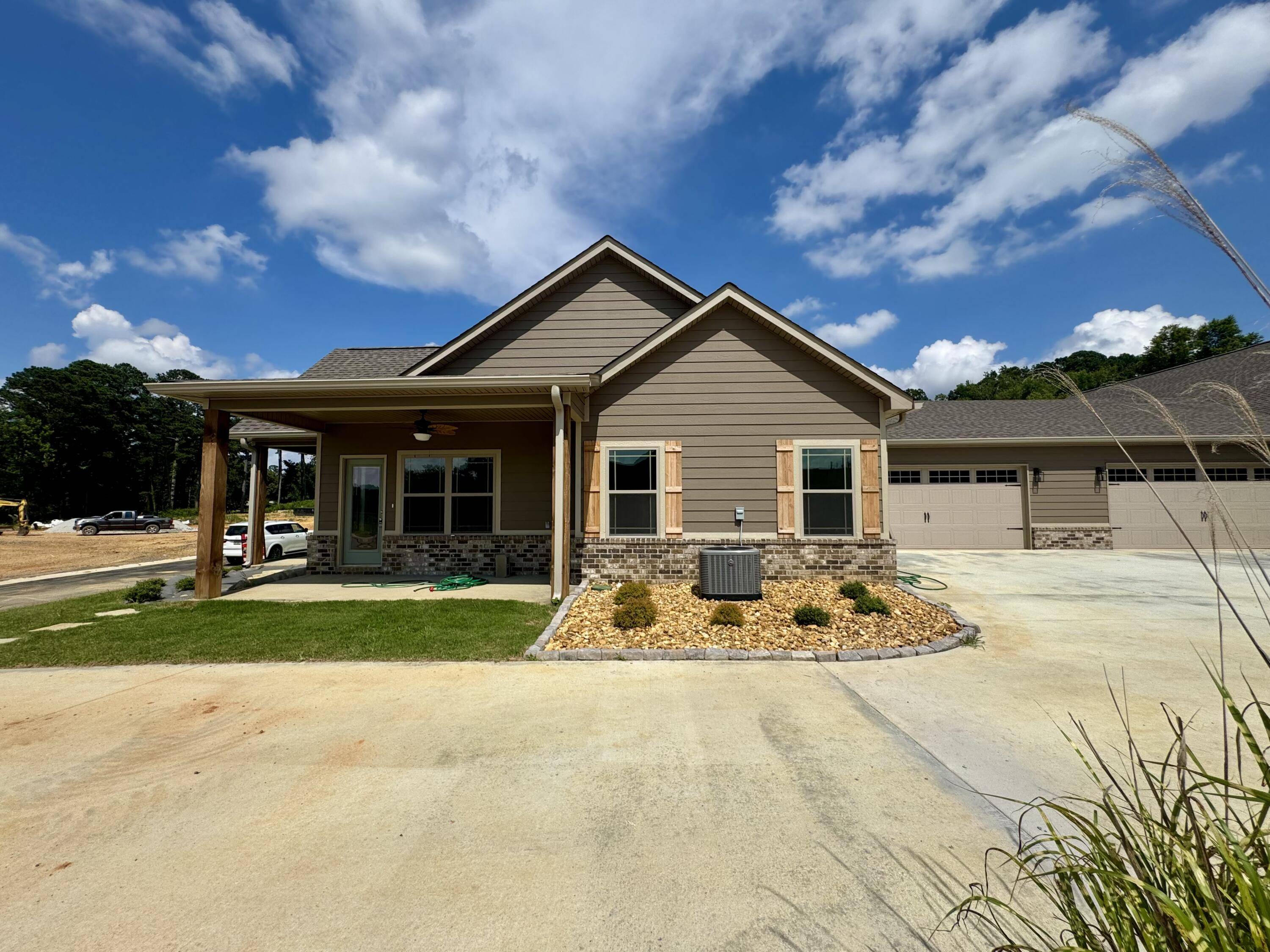 Chatsworth, GA 30705,52 Maddox LN