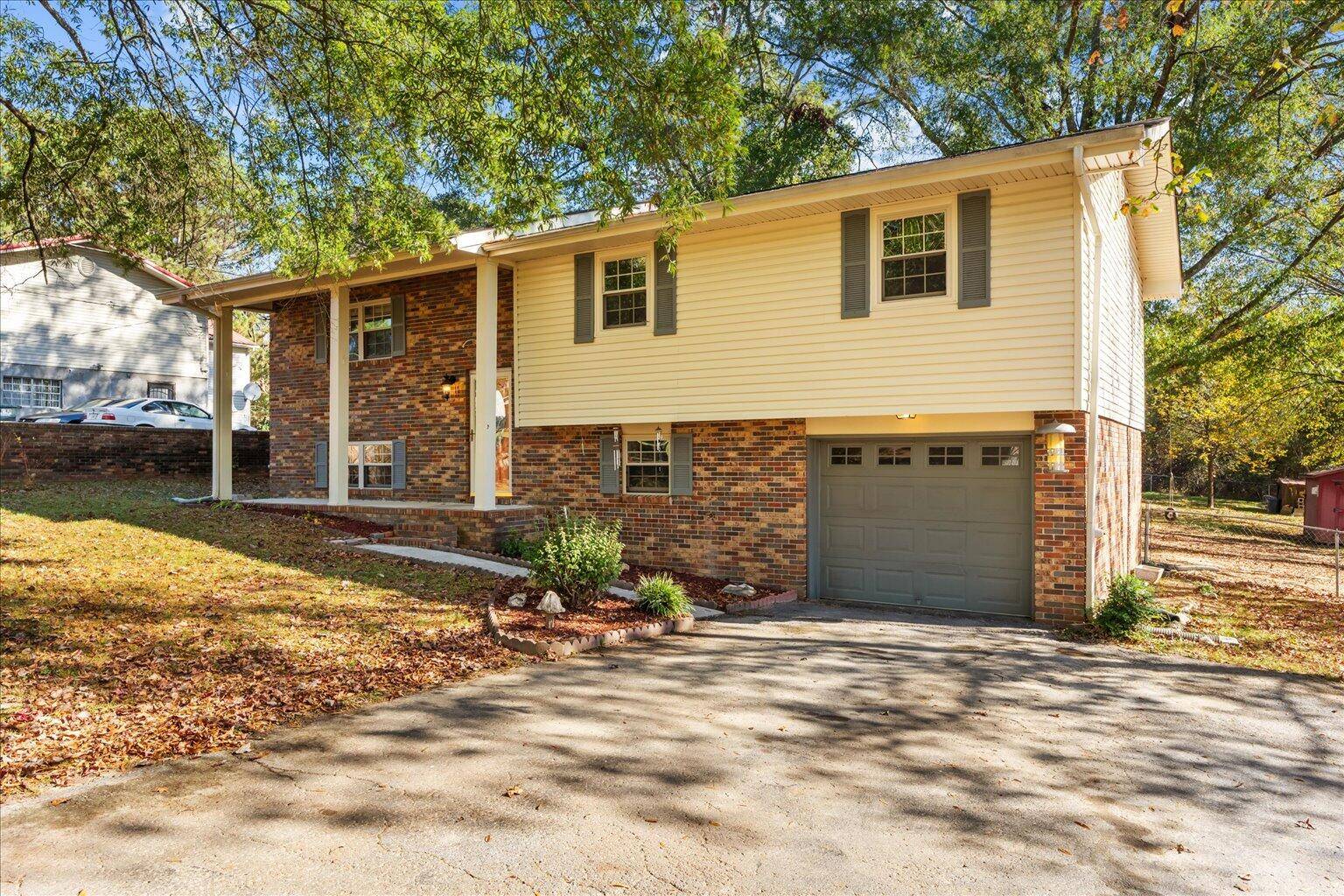 Lafayette, GA 30728,422 Diamond CIR