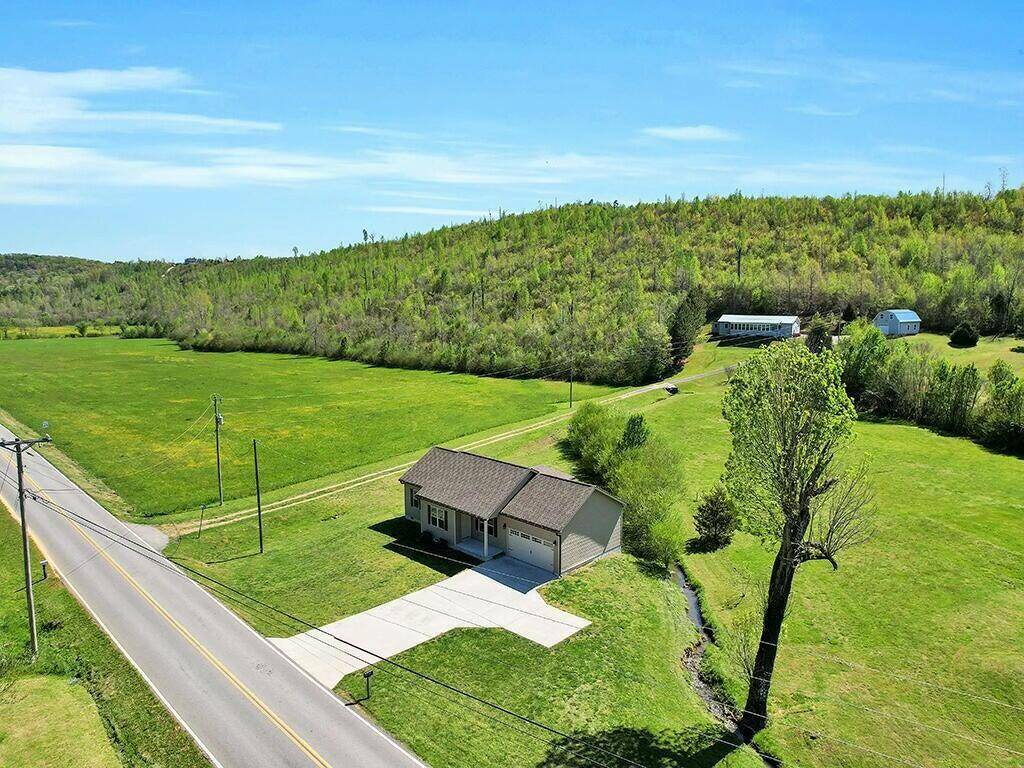 Ringgold, GA 30736,4002 Cherokee Valley RD