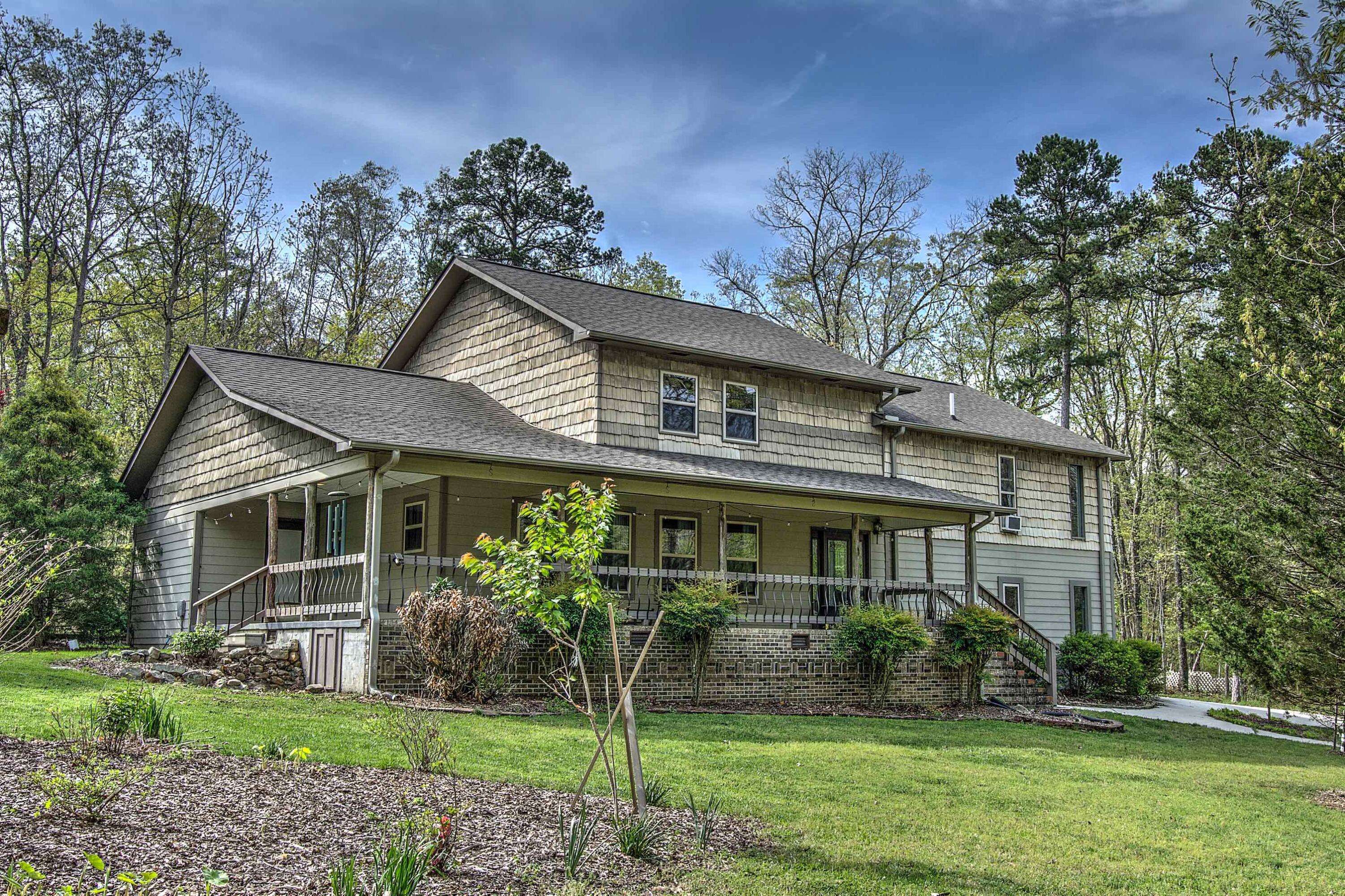 Rising Fawn, GA 30738,5432 Scenic HWY