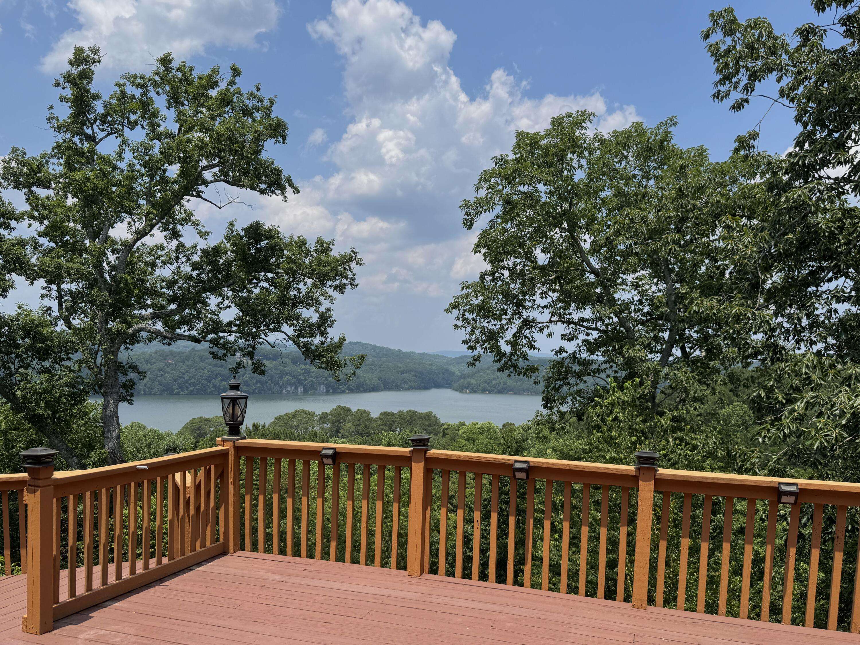 Chattanooga, TN 37416,5703 Laurel Ridge RD