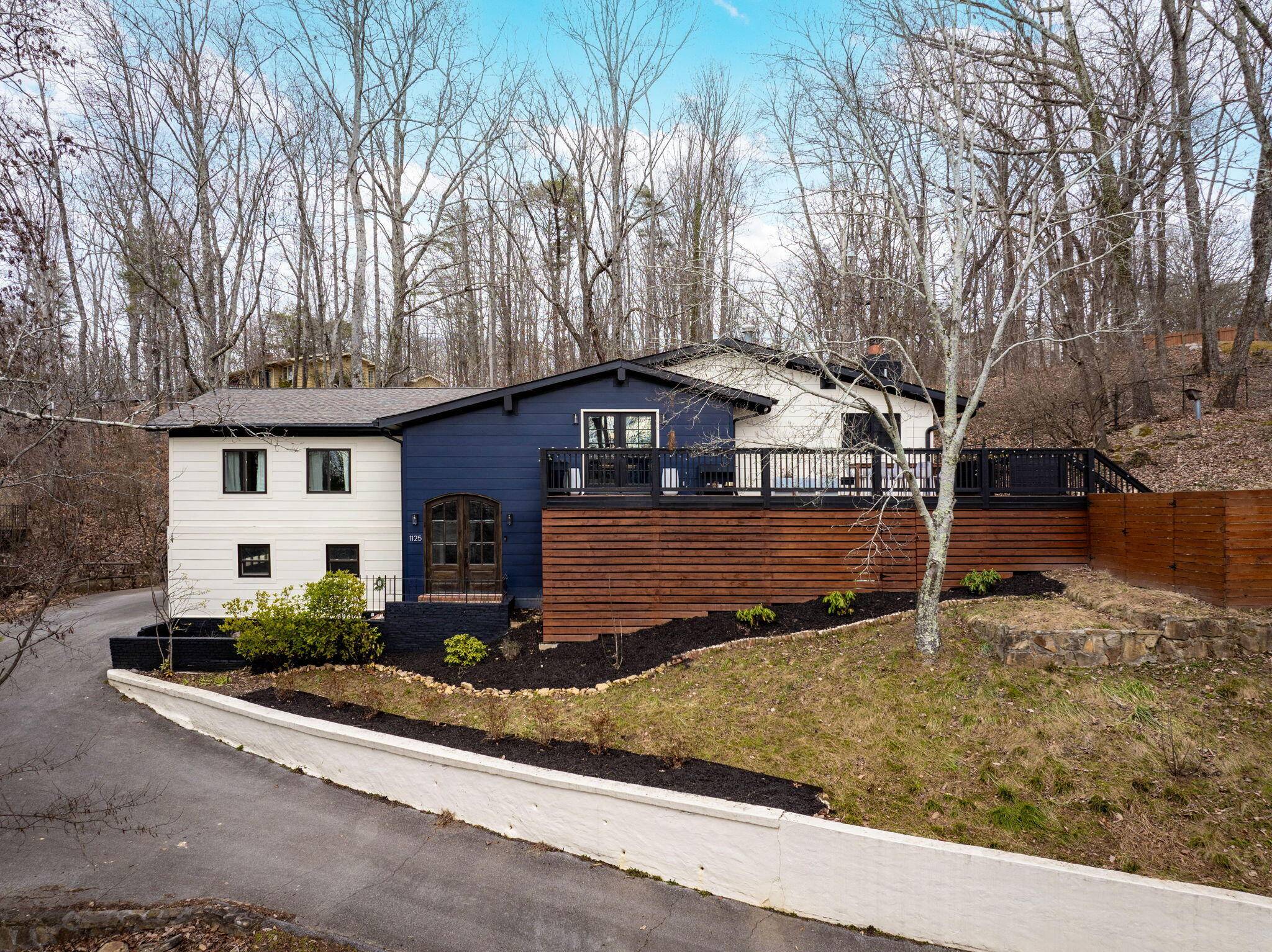 Signal Mountain, TN 37377,1125 Glamis CIR
