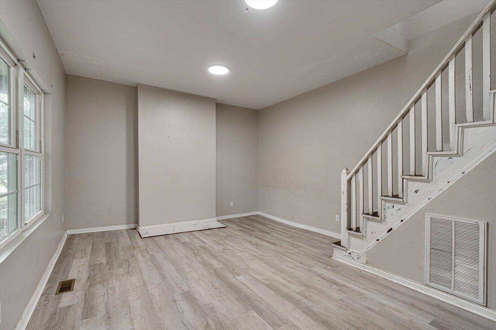 Chattanooga, TN 37407,4807 14th AVE